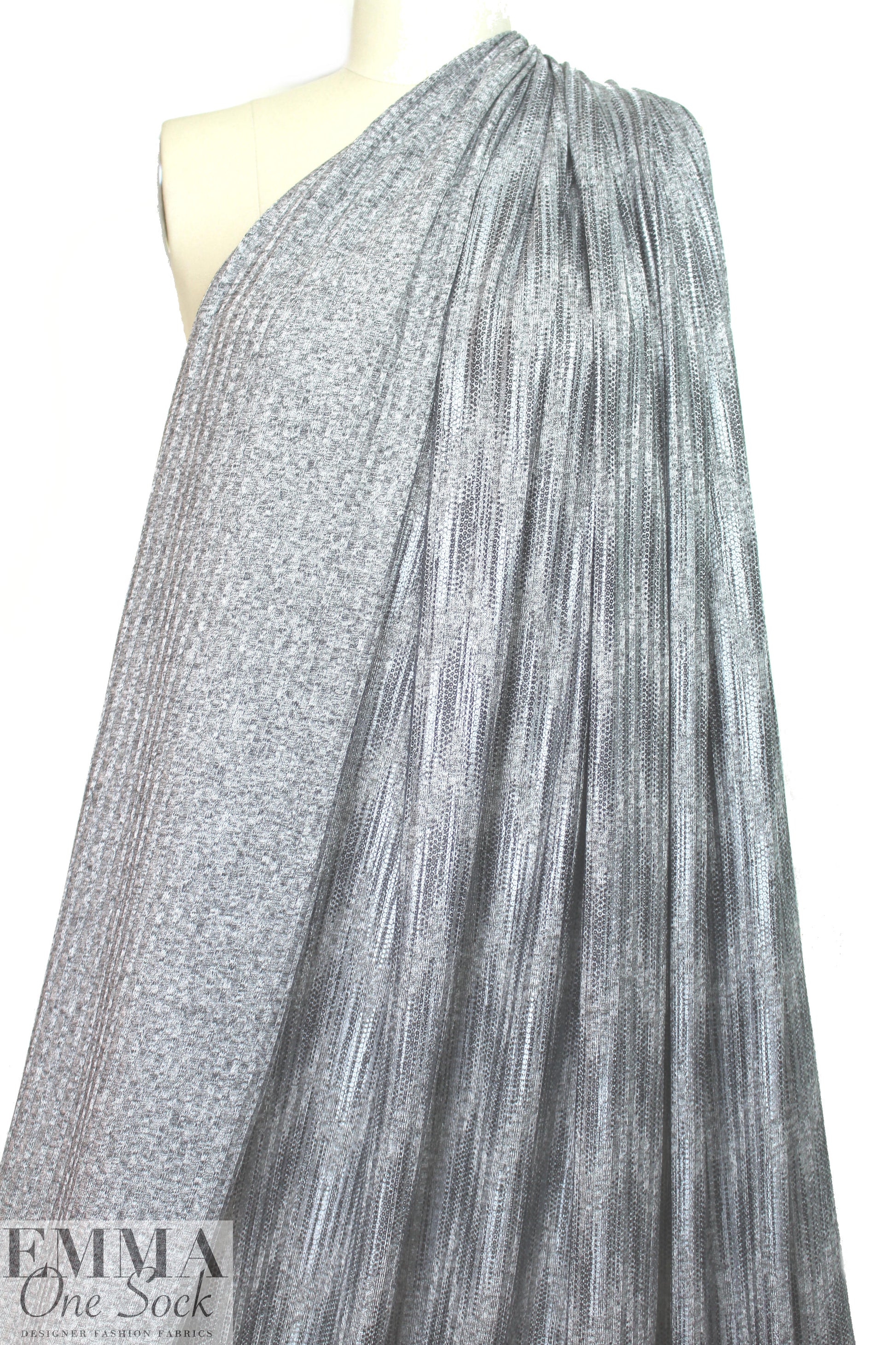 sequin-look streaky ribbed sweater knit - silver 1.125 yds