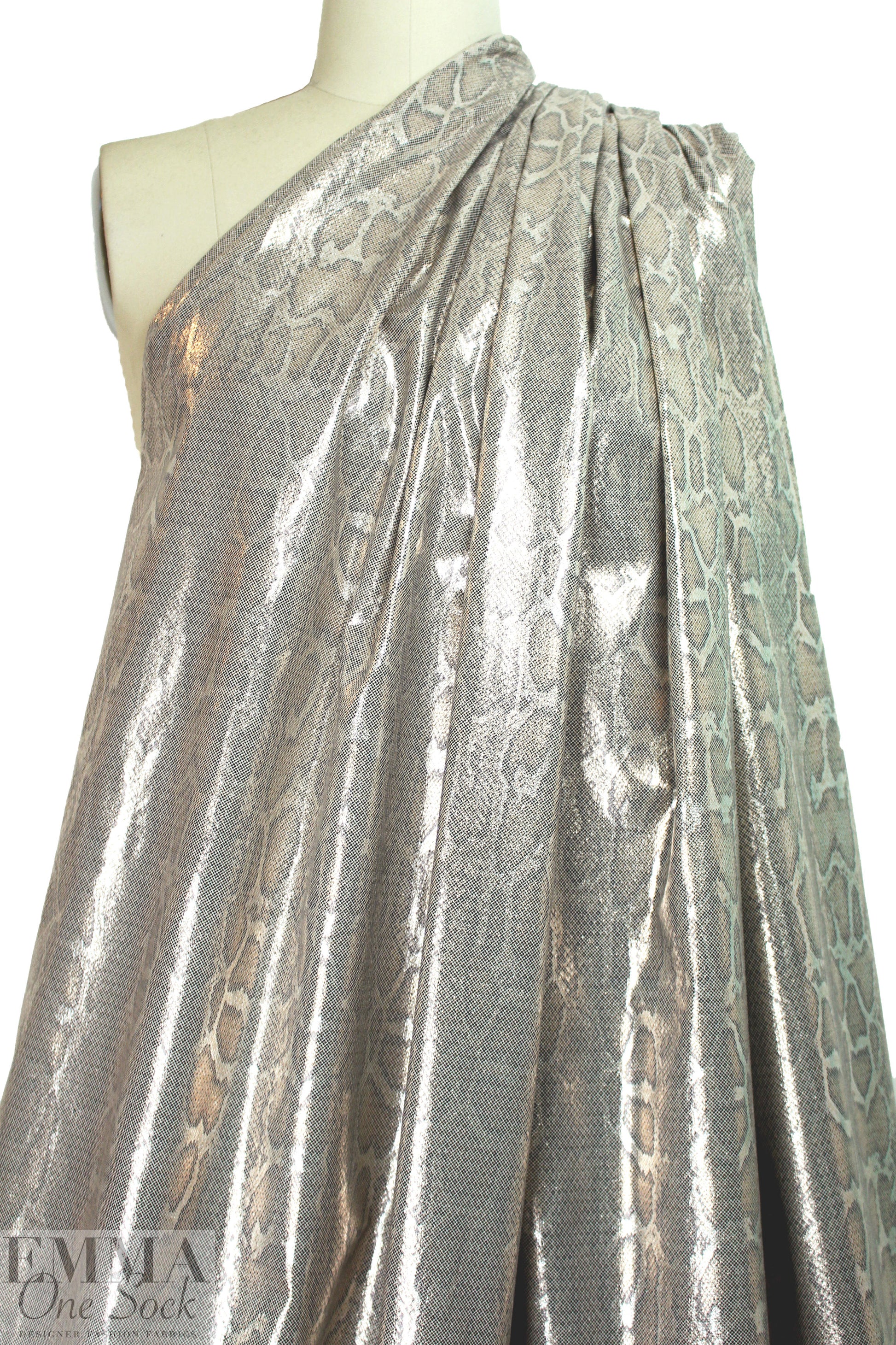 recycled rayon/linen python metallic stretch woven .75 yds