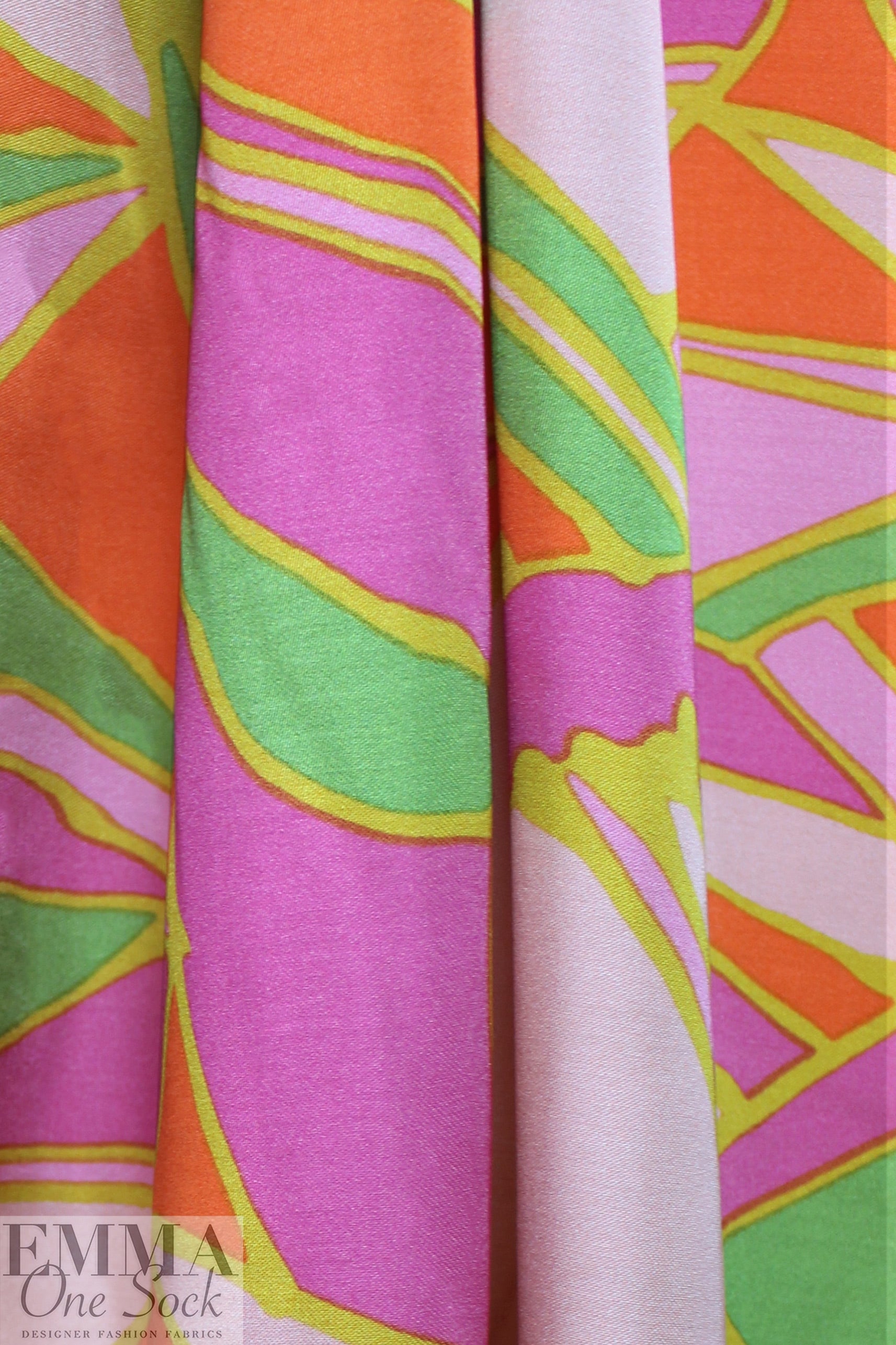 Italian 'sun sails' graphic satin viscose woven 2 yd