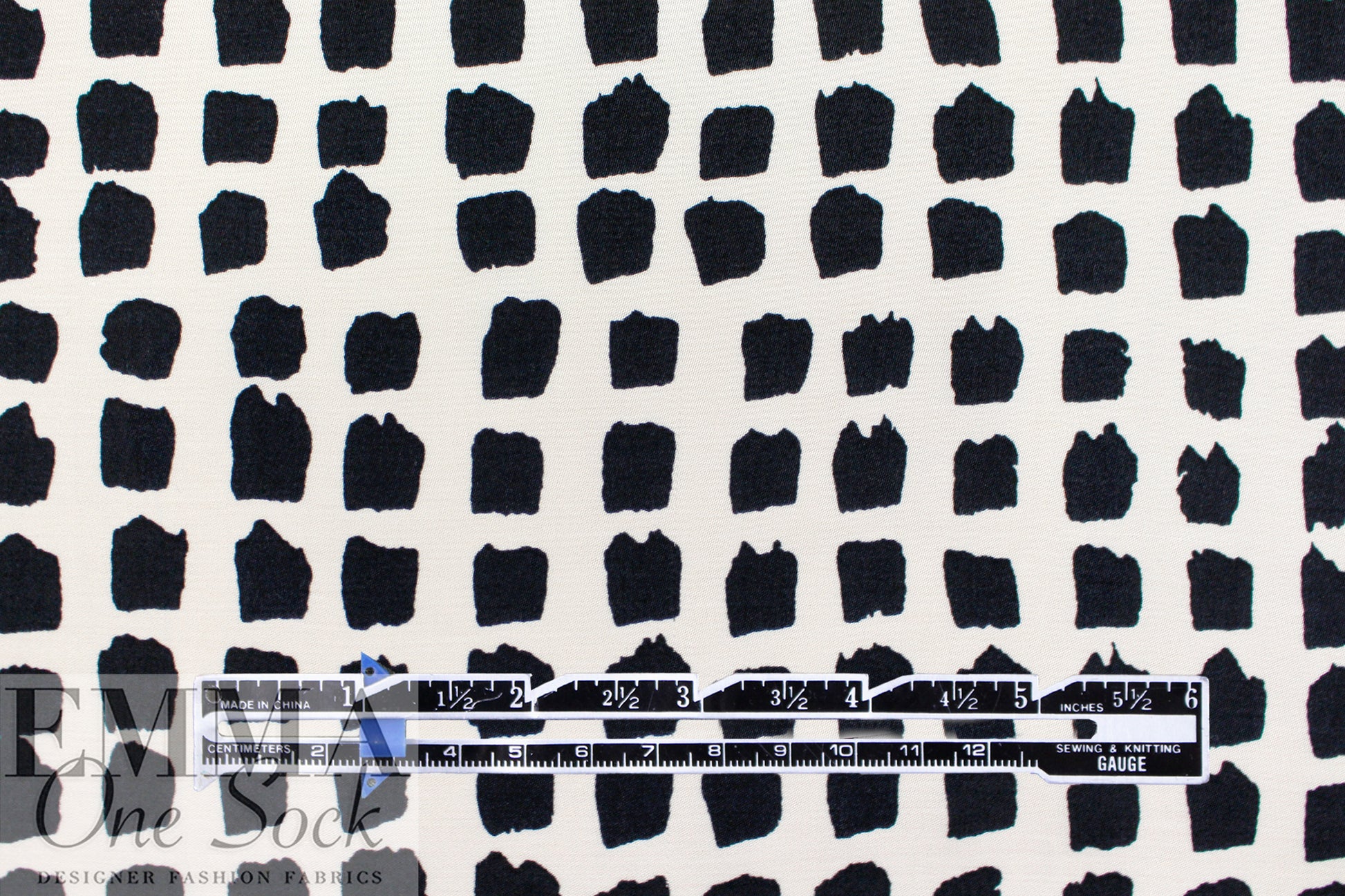 Italian 'painted dots' graphic satin viscose woven 1.25 yds