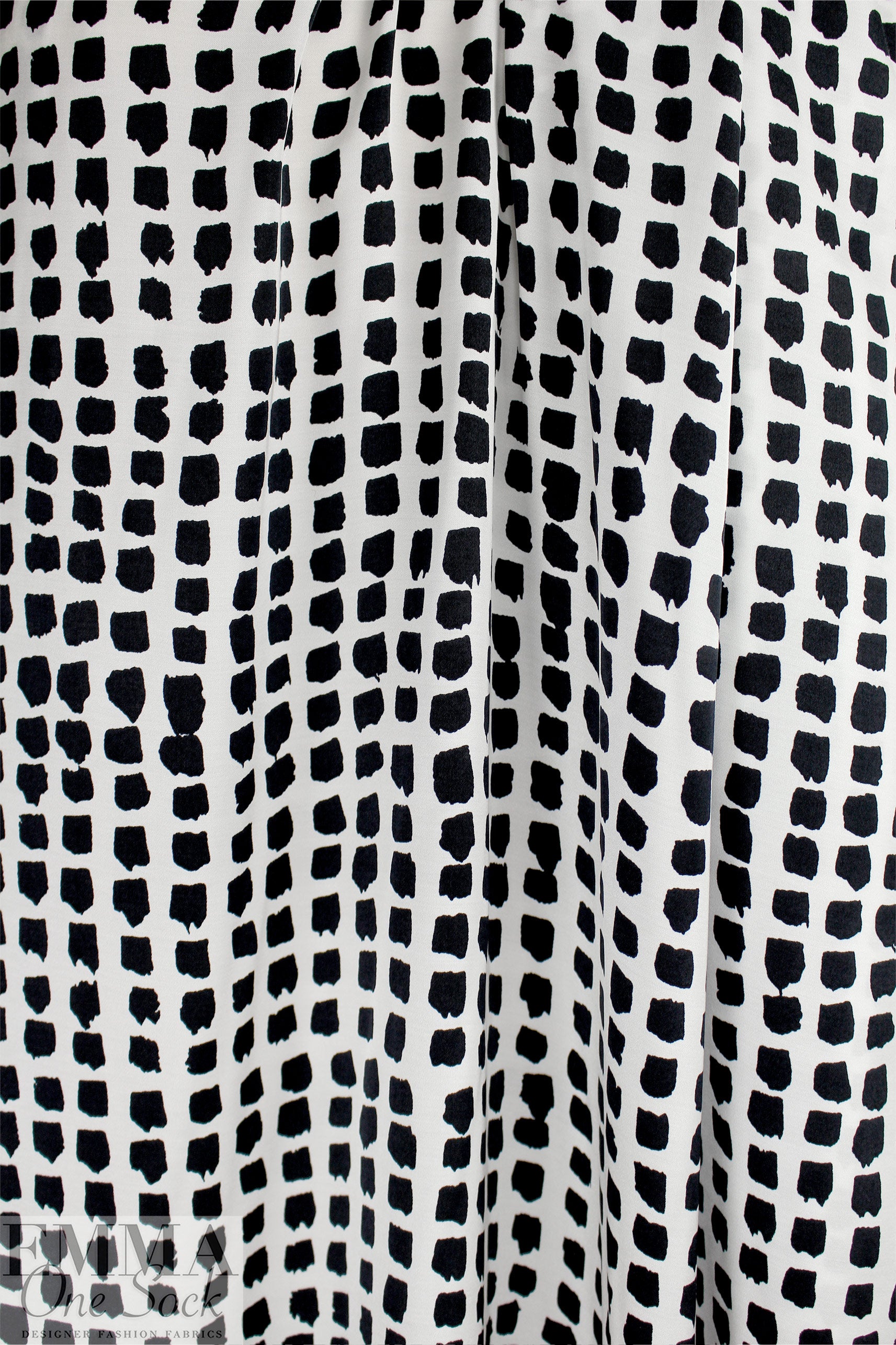 Italian 'painted dots' graphic satin viscose woven 1.25 yds