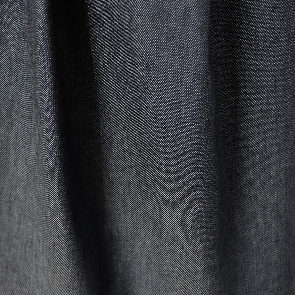 deadstock Japanese denim 410 GSM - red selvedge / antique indigo