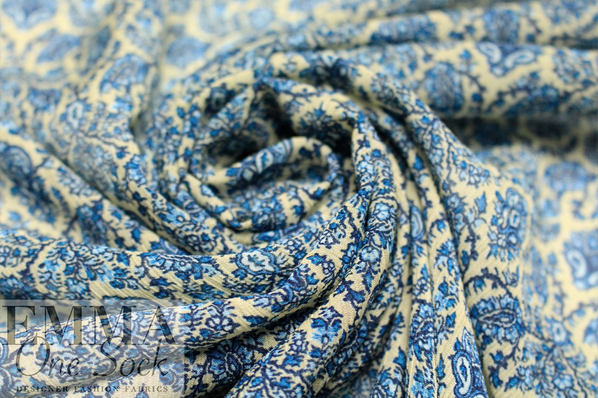 Italian retro floral medallion crinkle viscose/silk woven 1.25 yds