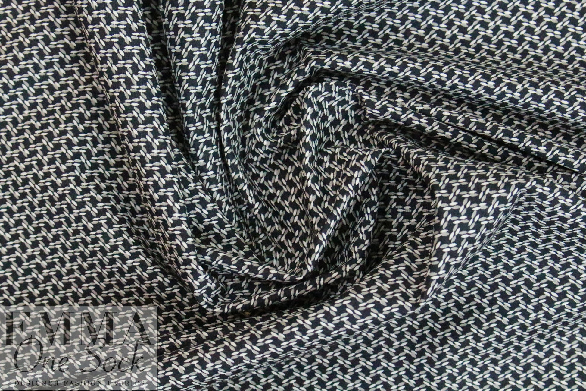 Italian cotton stretch shirting - double vision 2.25 yds