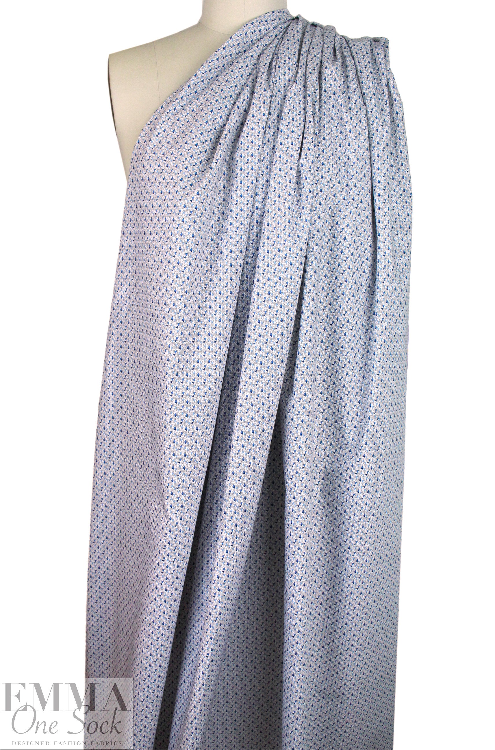 Cana1i Italian teeny blue graphic cotton shirting .5 yds