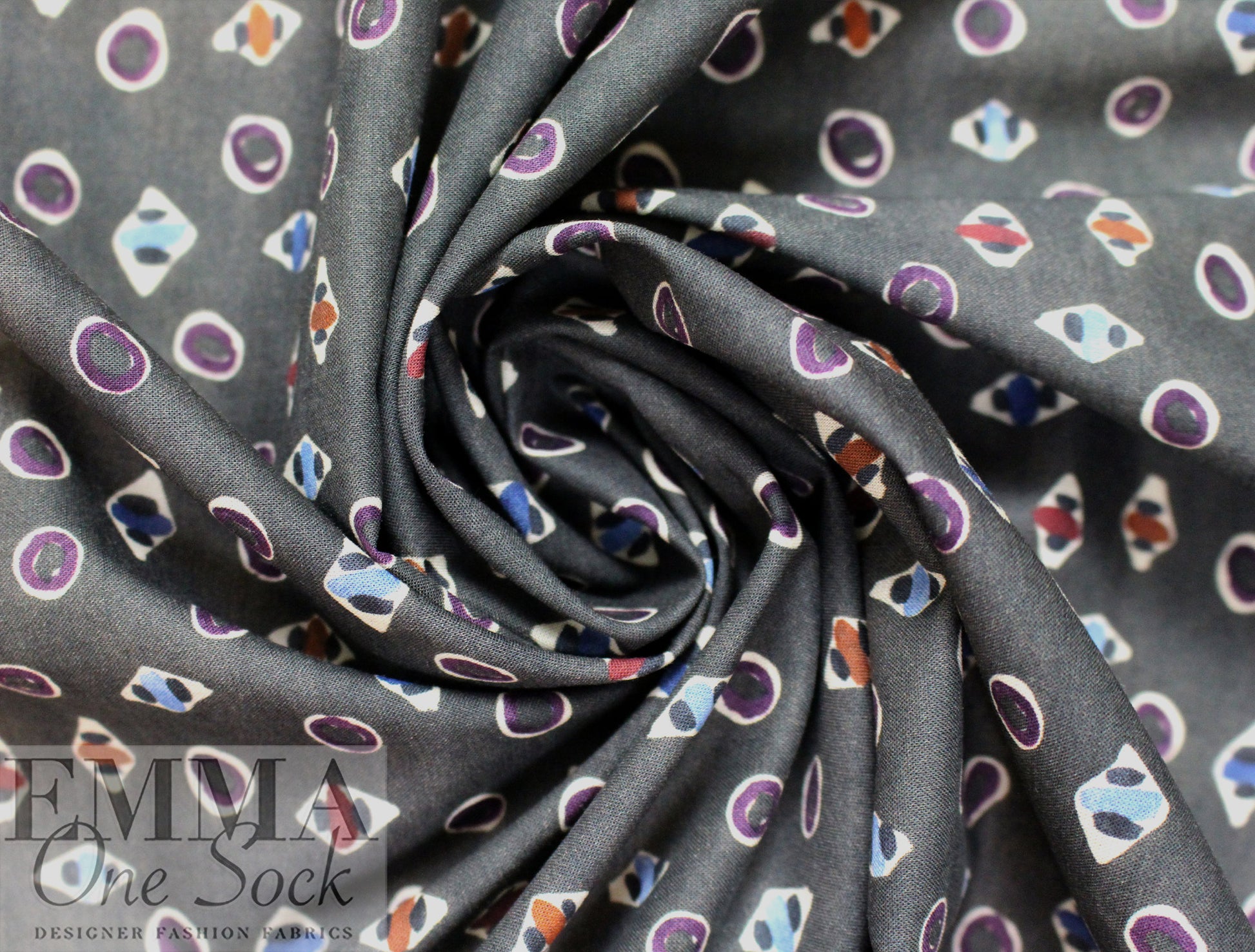 P.Smith Italian 'tiny trinkets' cotton shirting 1.375 yd