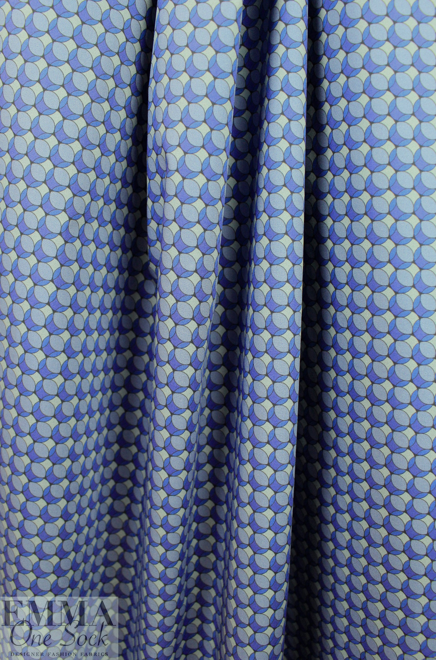 Pau1 Smith circular graphic blues cotton shirting 1.875 yd