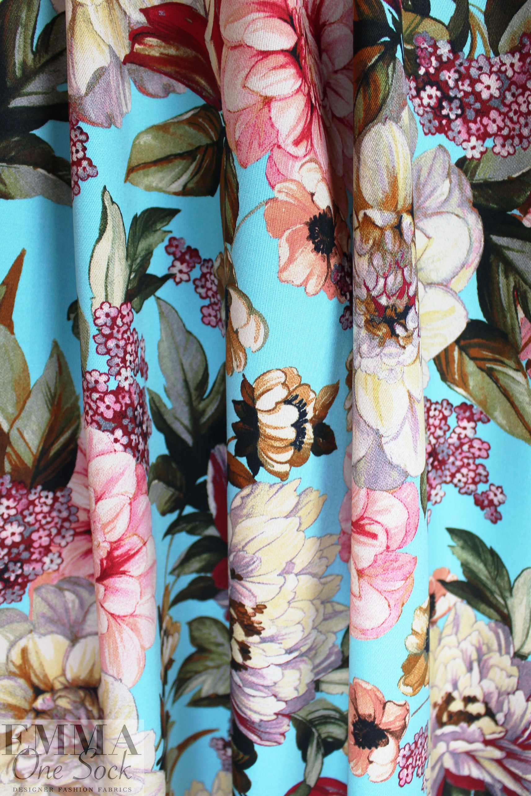 Italian 'peony bouquets' cotton stretch woven .5 yds