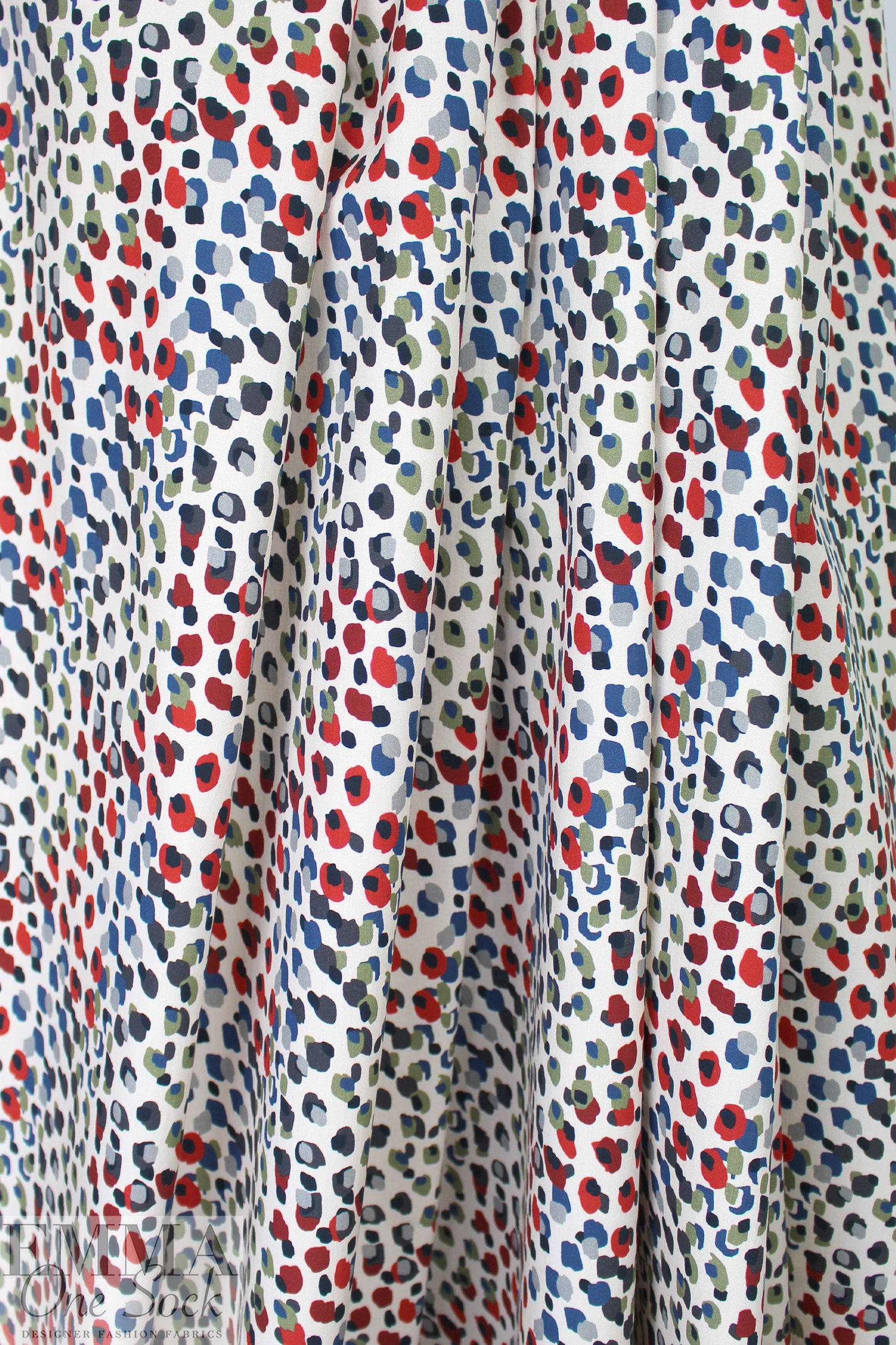 'petite pinto' organic cotton woven shirting 2 yd