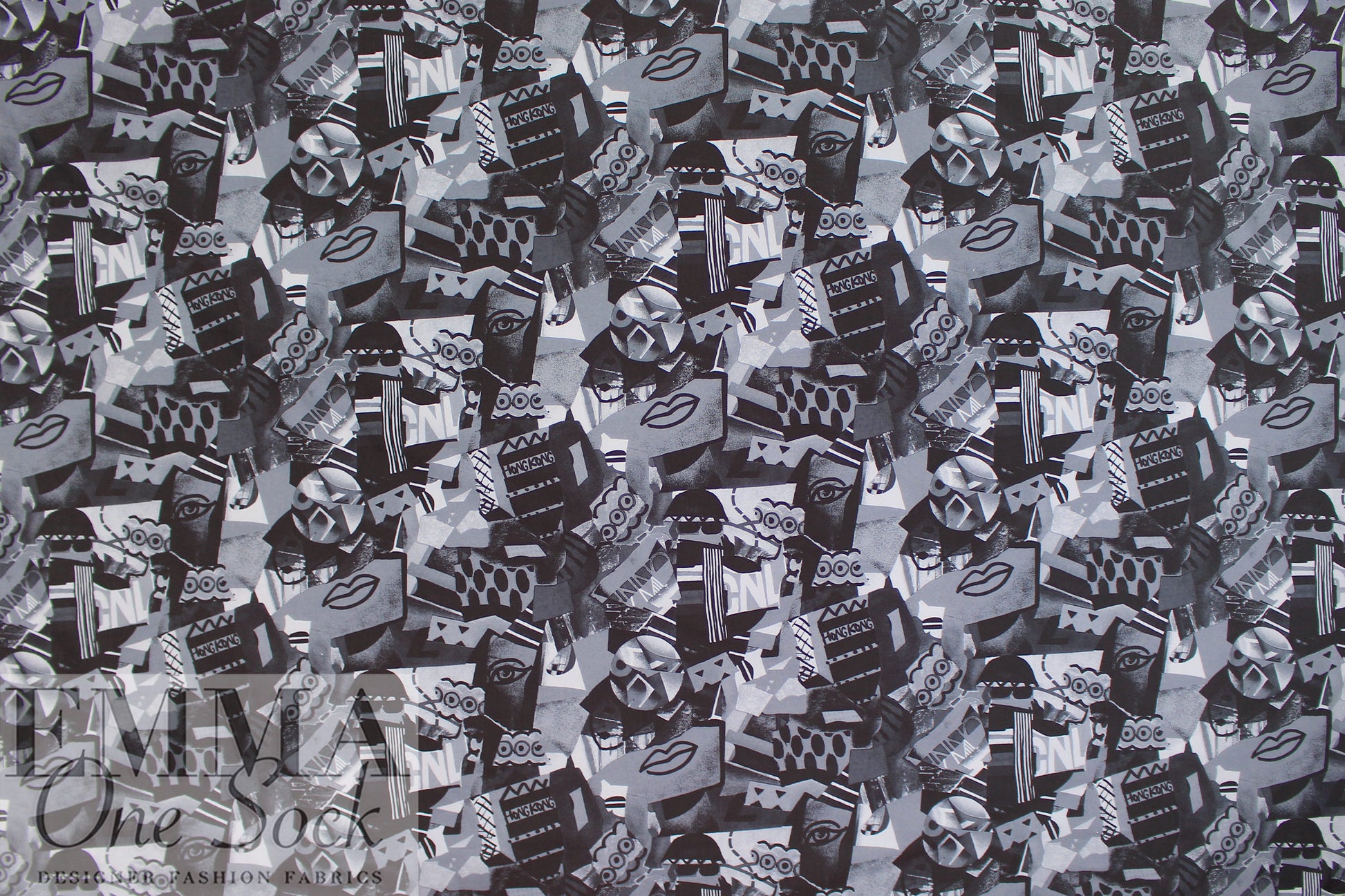 Italian 'Picasso does Hong Kong' cotton stretch shirting 1.5 yd