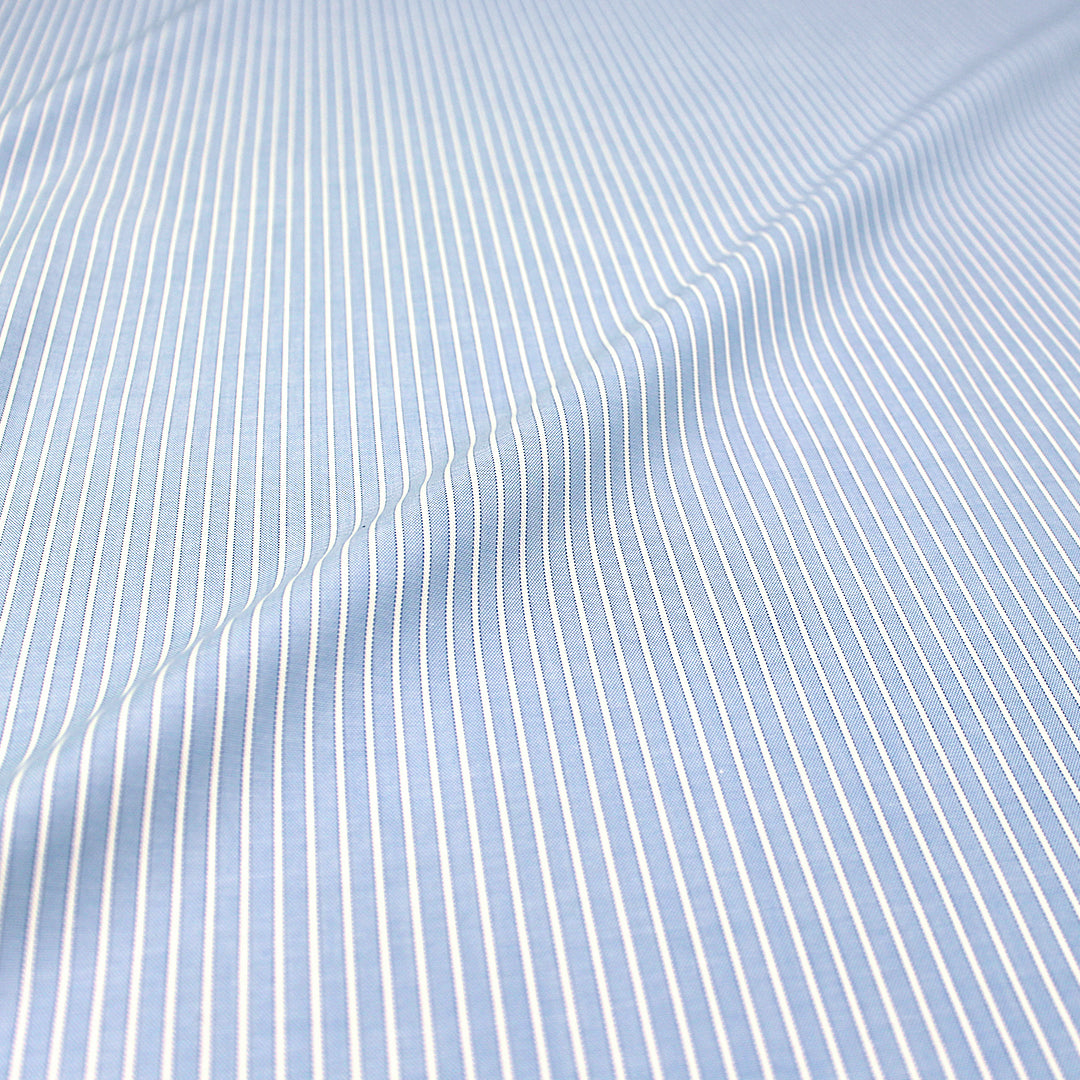 'haberdasher' yarn-dye stripe cotton shirting - chambray blue/white 1.4 yds