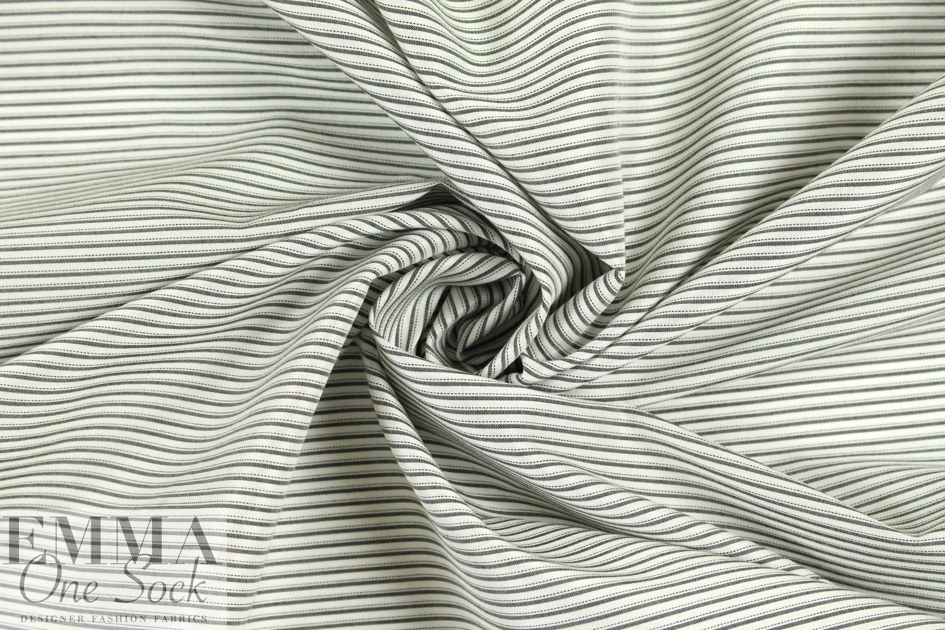 French yarn-dyed railroad stripe cotton blend shirting 2 yds