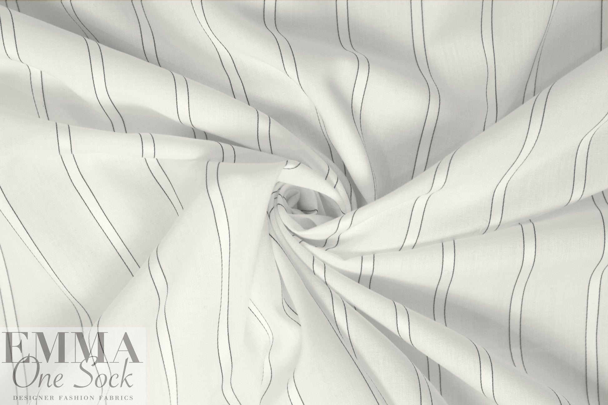 Italian black/white jacquard yarn-dyed cotton shirting