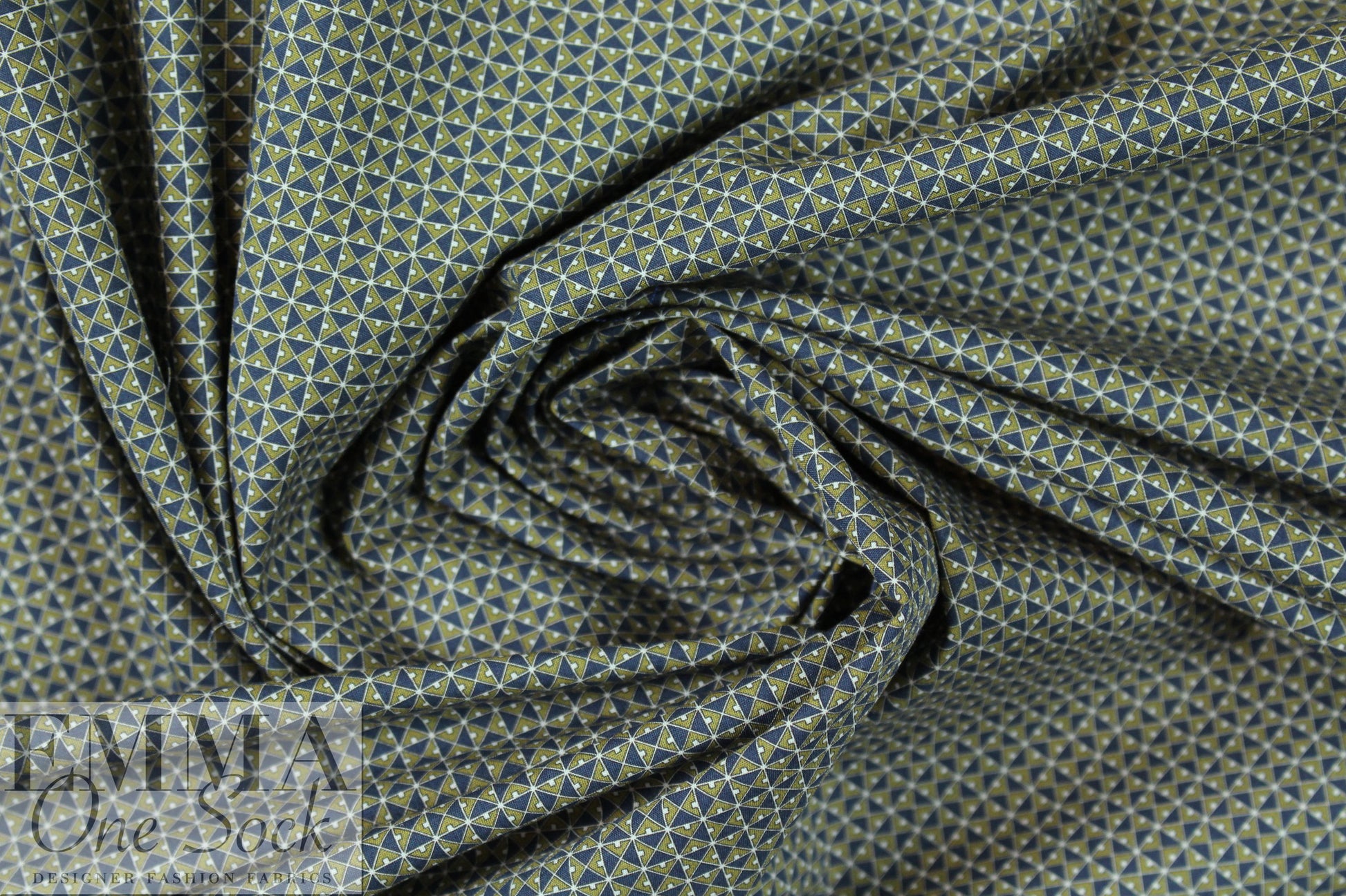 Italian little graphic cotton shirting - cadet/army 1.125 yds