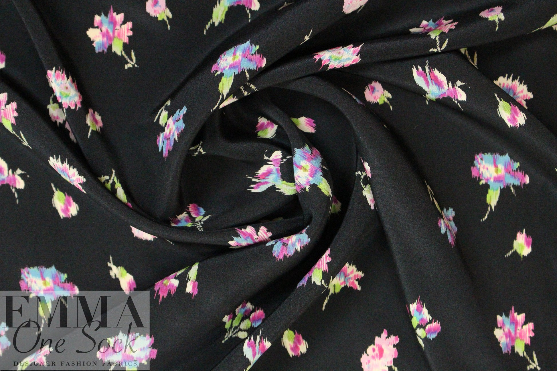 CA designer pretty blossoms silk crepe de chine