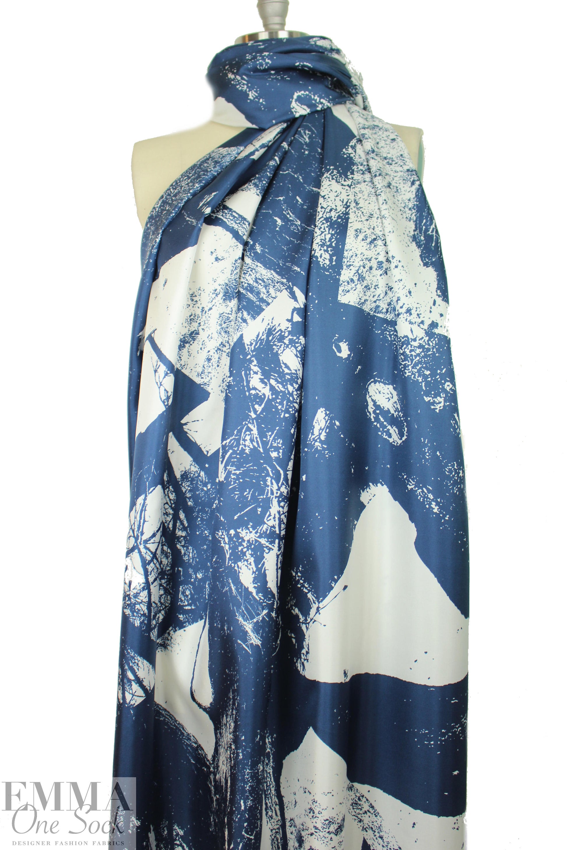 Italian panel silk twill woven - blue bonsai 2 yds (one panel)