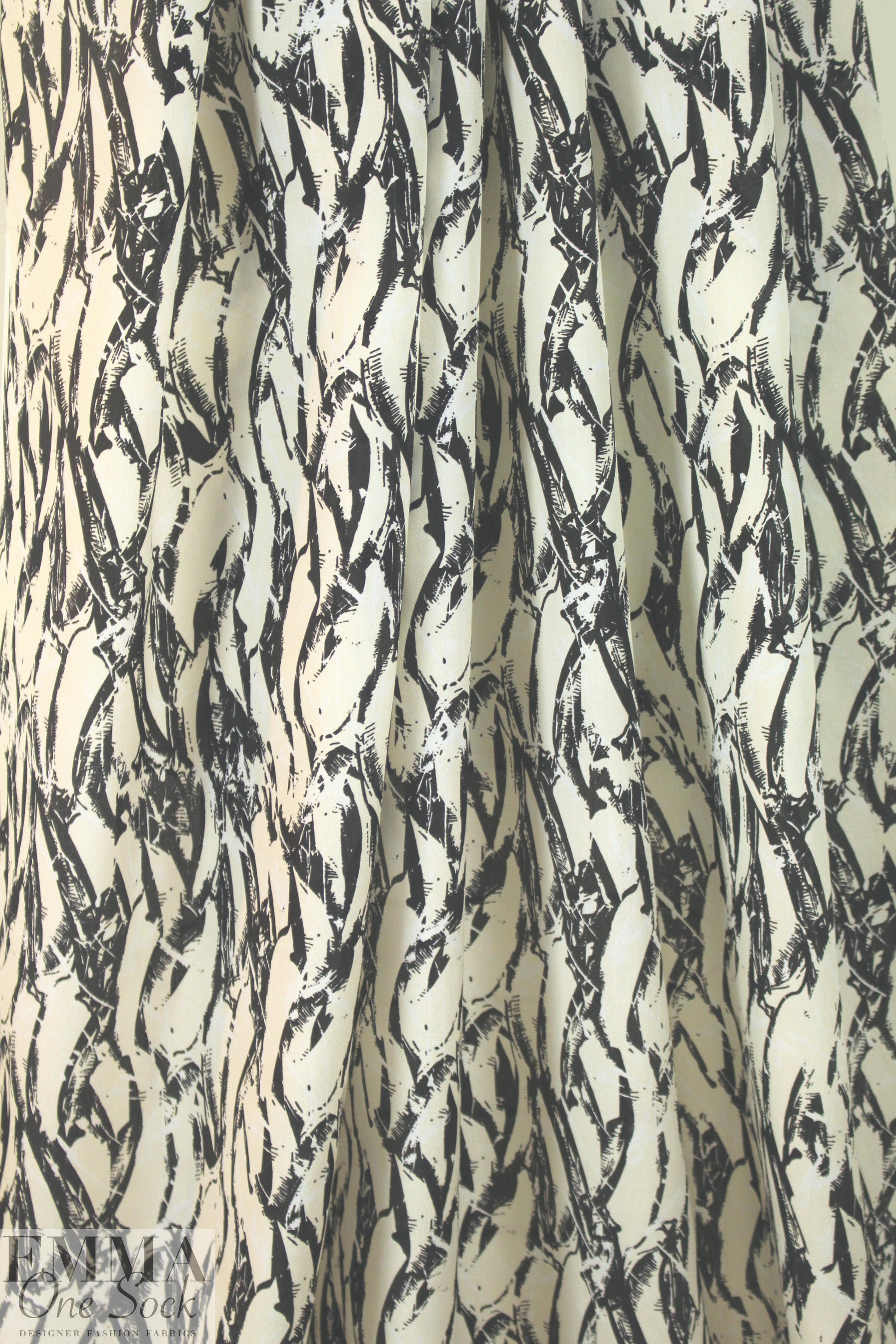 Italian silk crepe de chine - bamboo silhouette