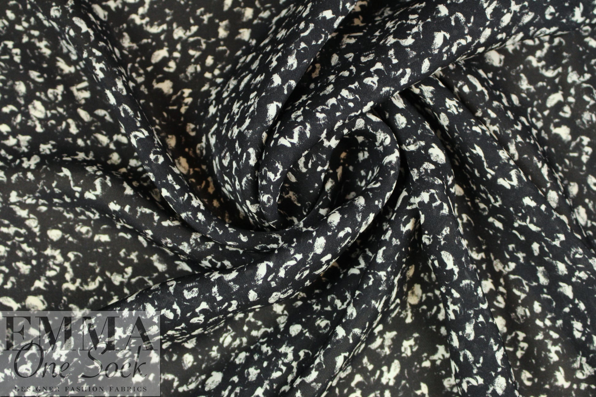 NY designer black/white confetti silk georgette 1.875 yd