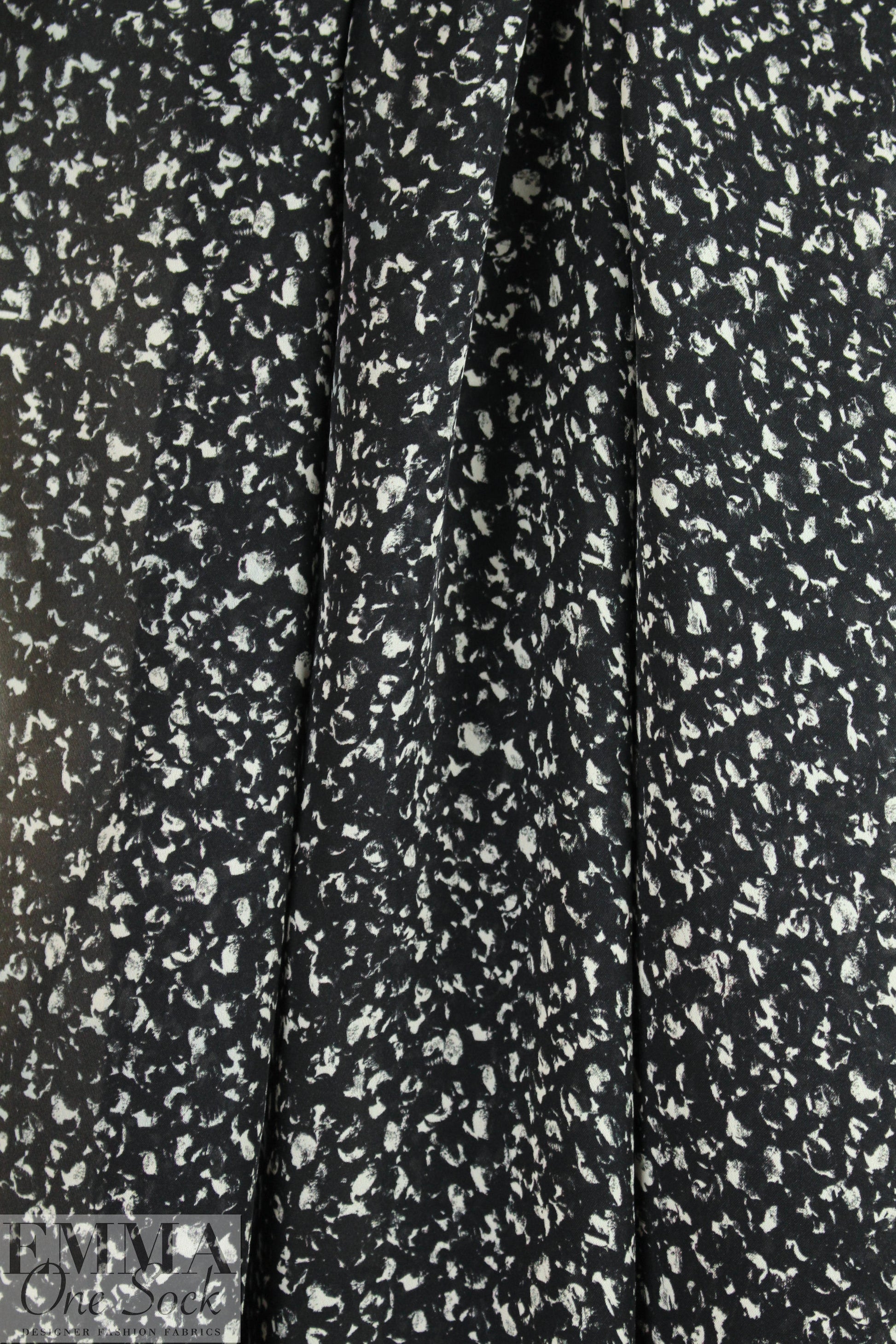 NY designer black/white confetti silk georgette 1.75 yds