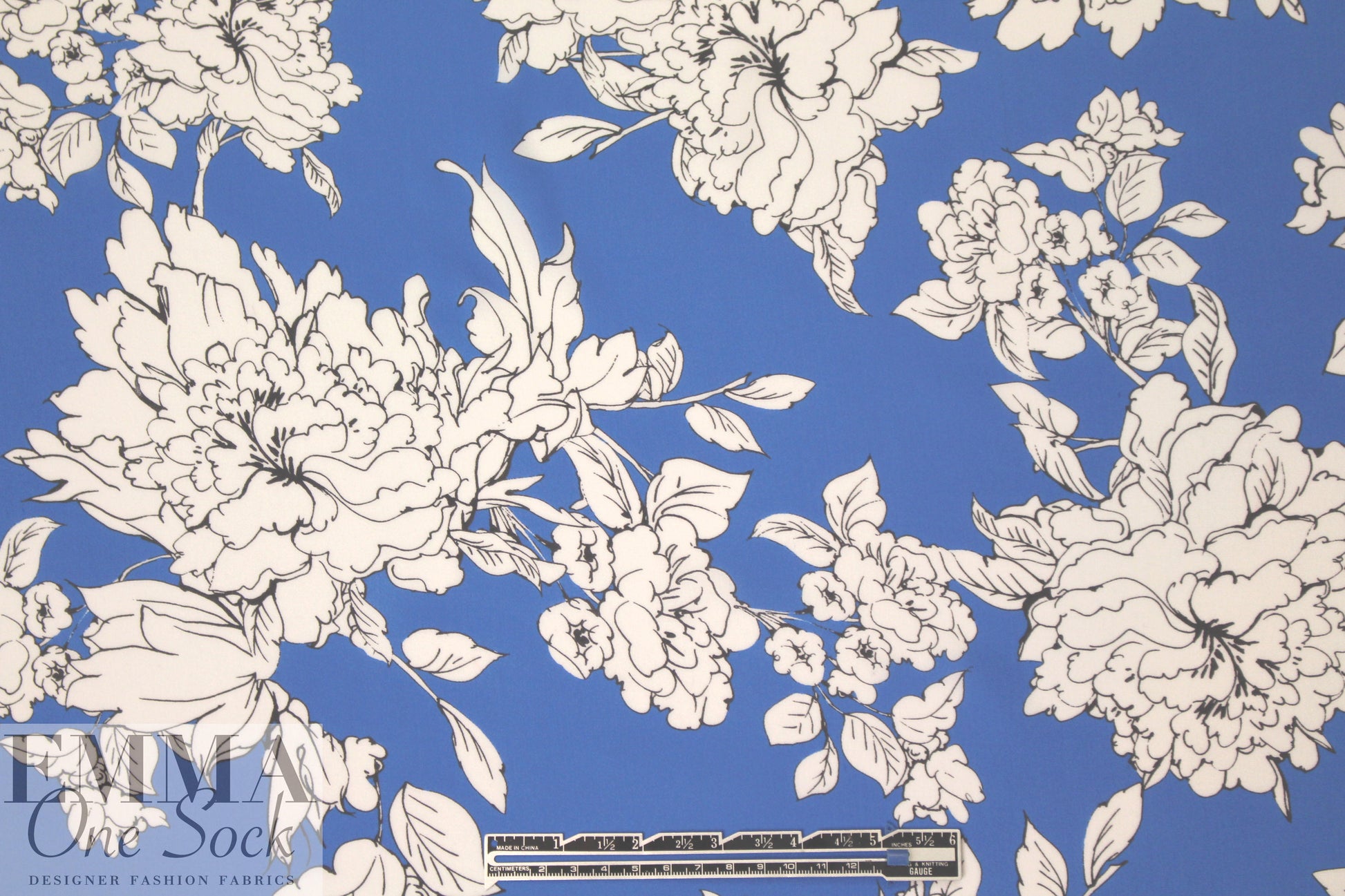 Mi11y blue background floral silk georgette 1.375 yd