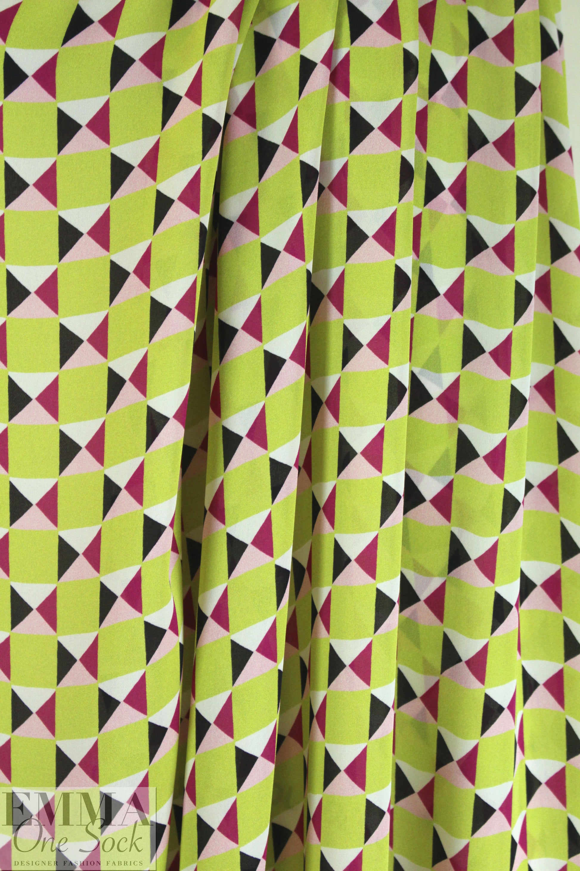 NY designer silk blouseweight - 3-D graphic 1.375 yd