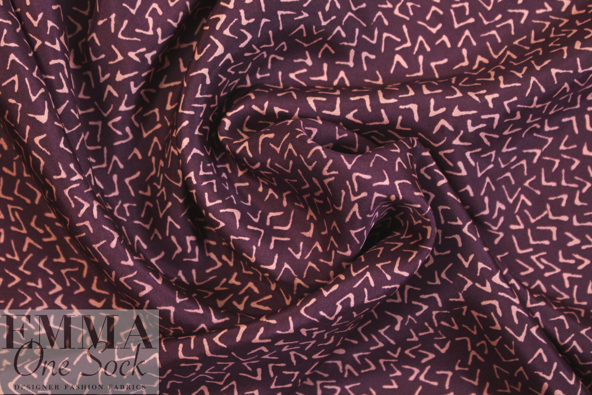 NY designer deep plum/pink blush 'v' silk CDC