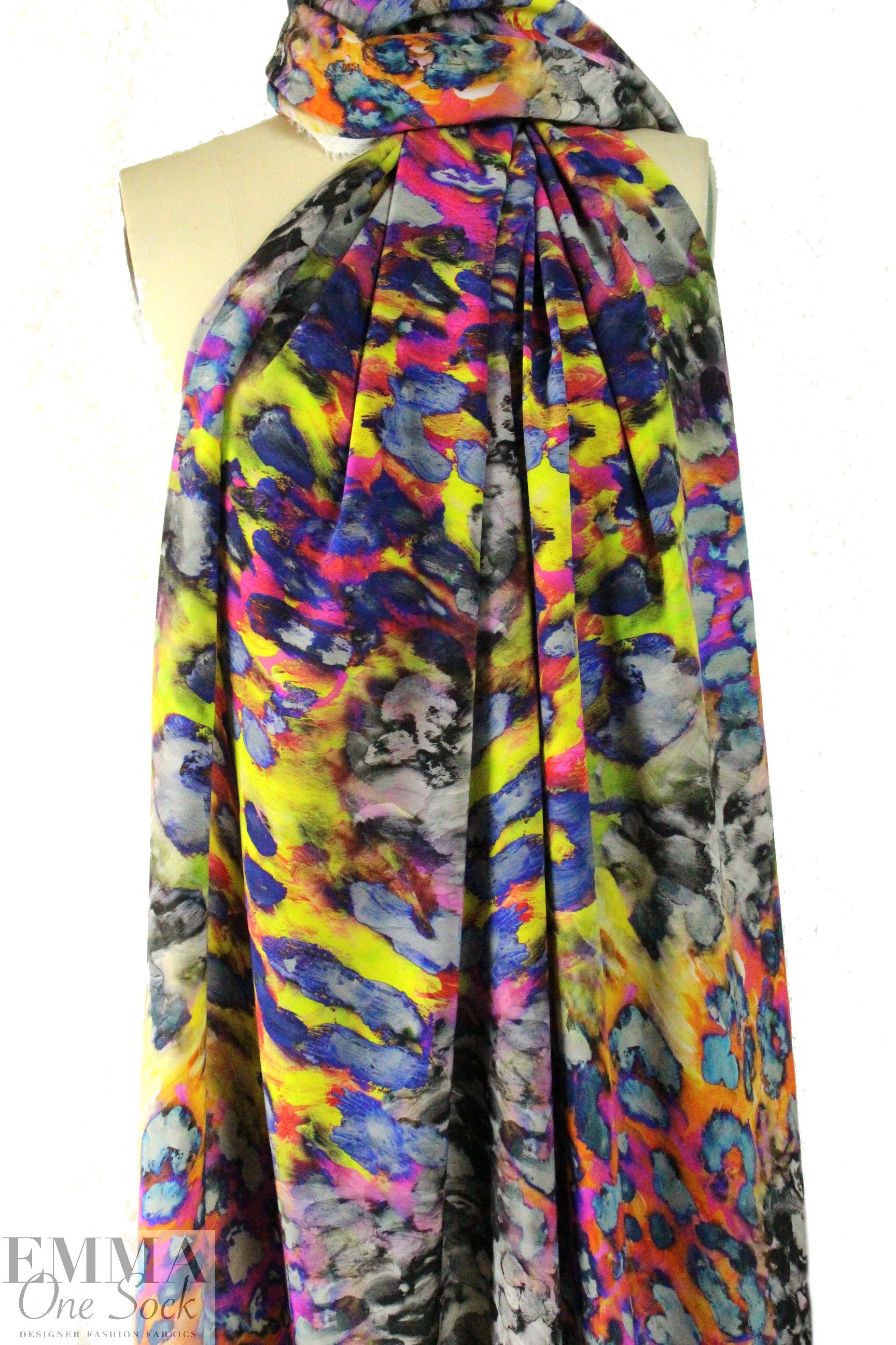 NY designer animal print abstract silk blouseweight