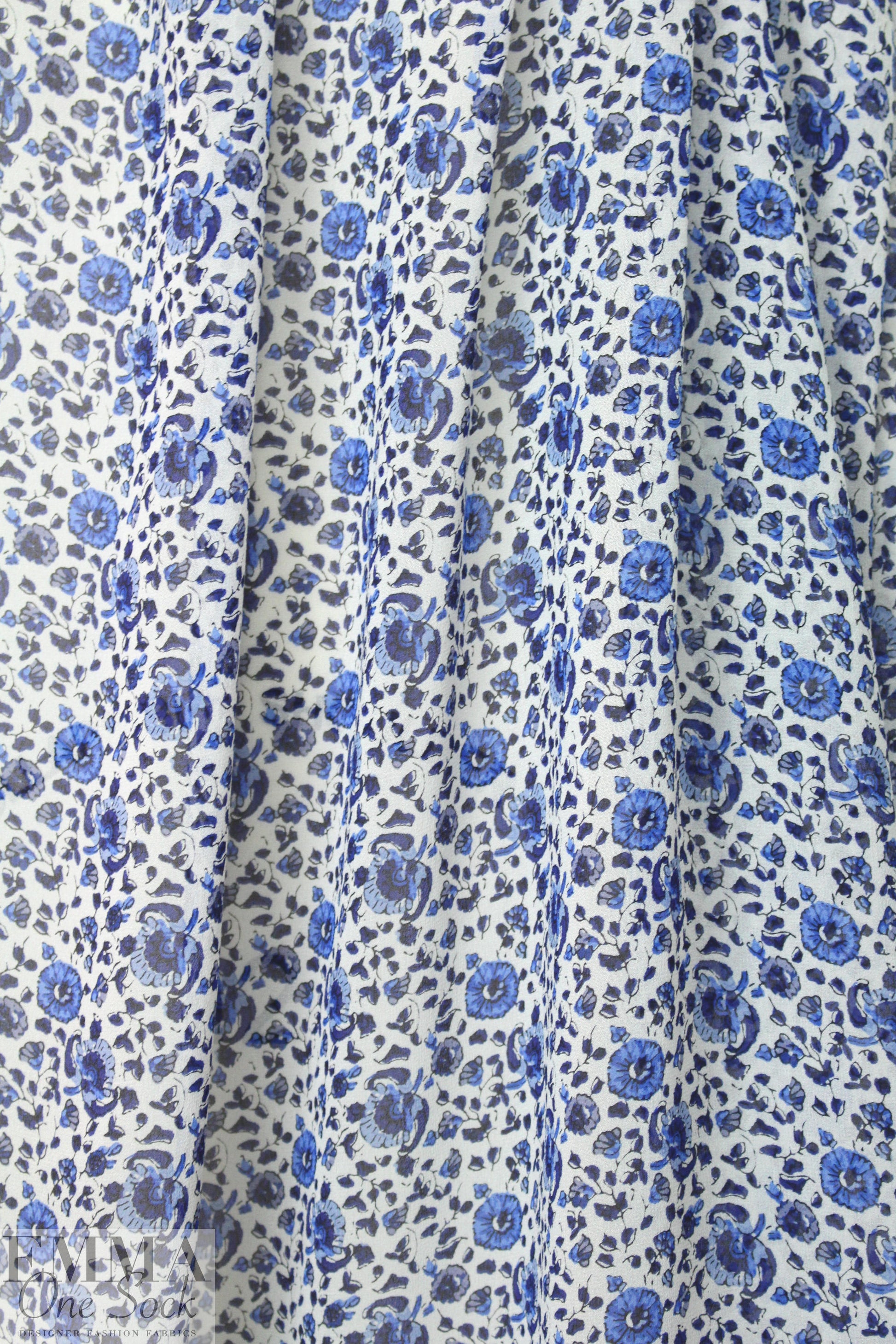 NY designer little blue floral stretch silk georgette