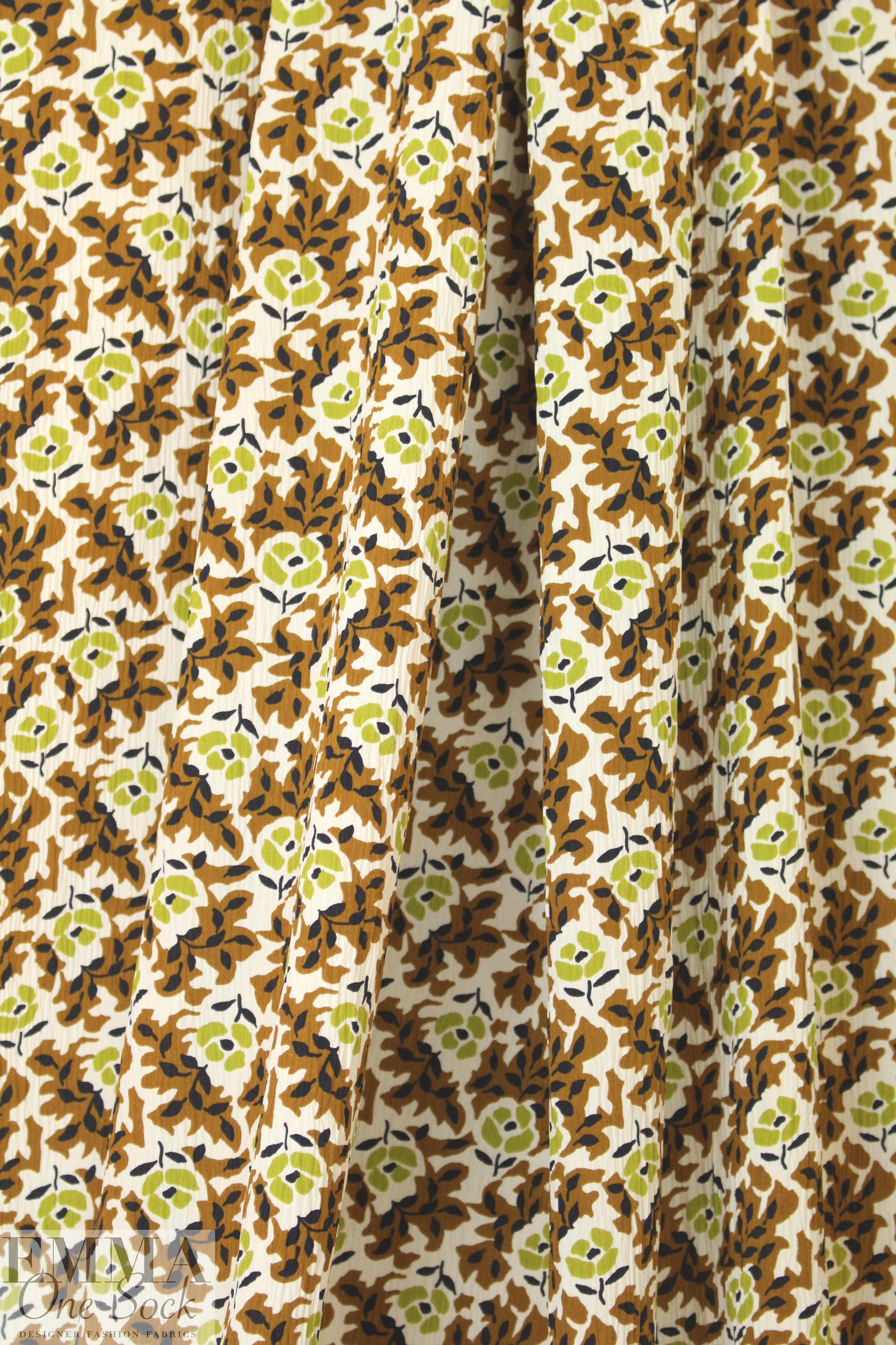 Italian stylized floral crinkle silk blouseweight