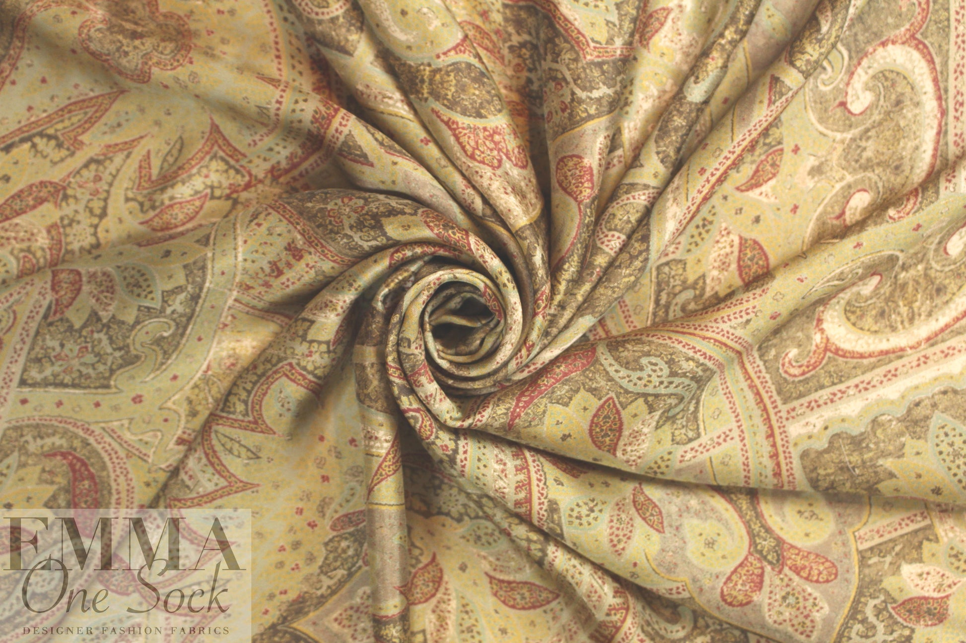 Ra1ph Lauren regal paisley satin face silk chiffon