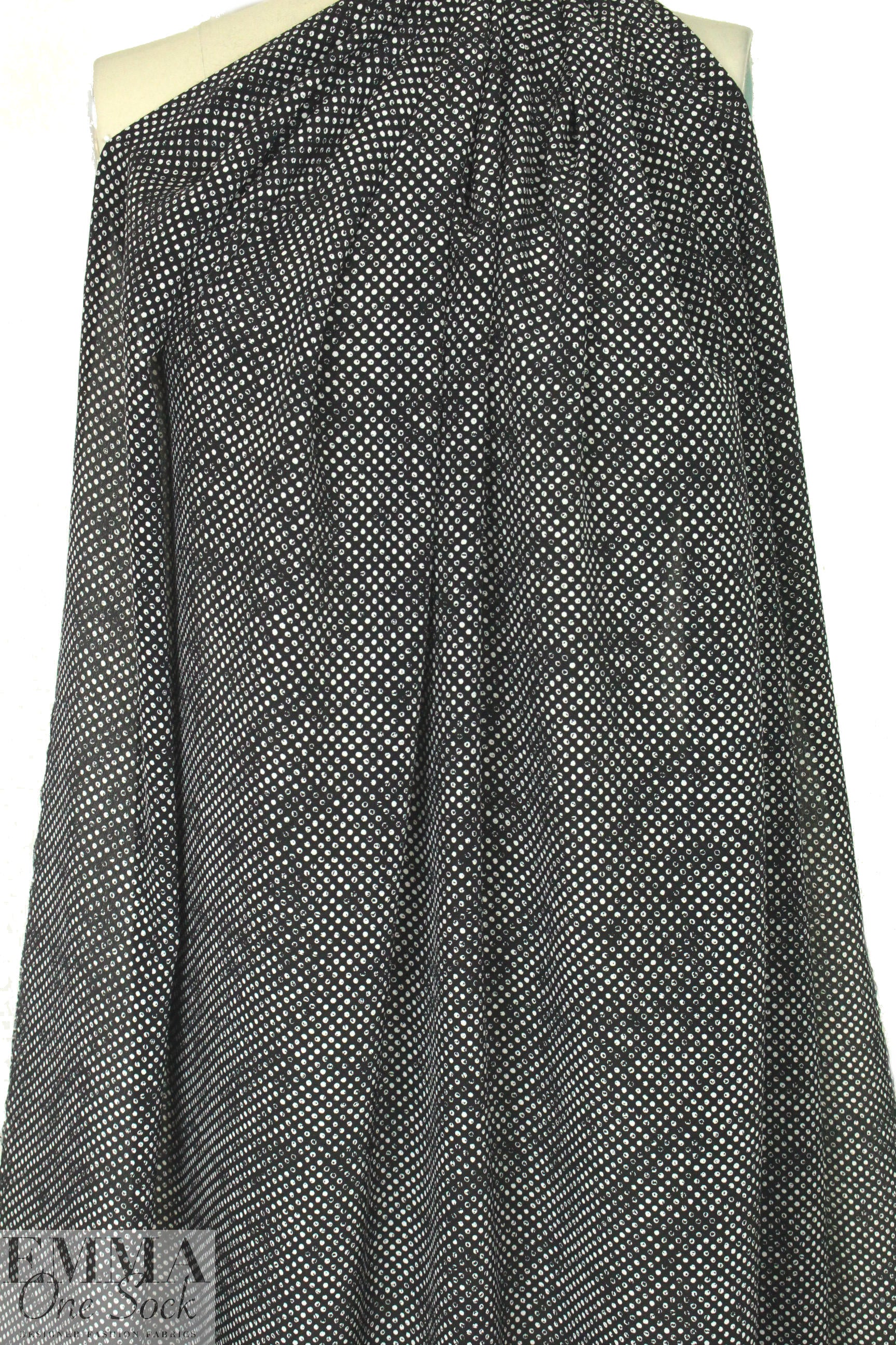 Rebecca Tayl0r black/white 'broken dot' silk blouseweight 1.625 yd
