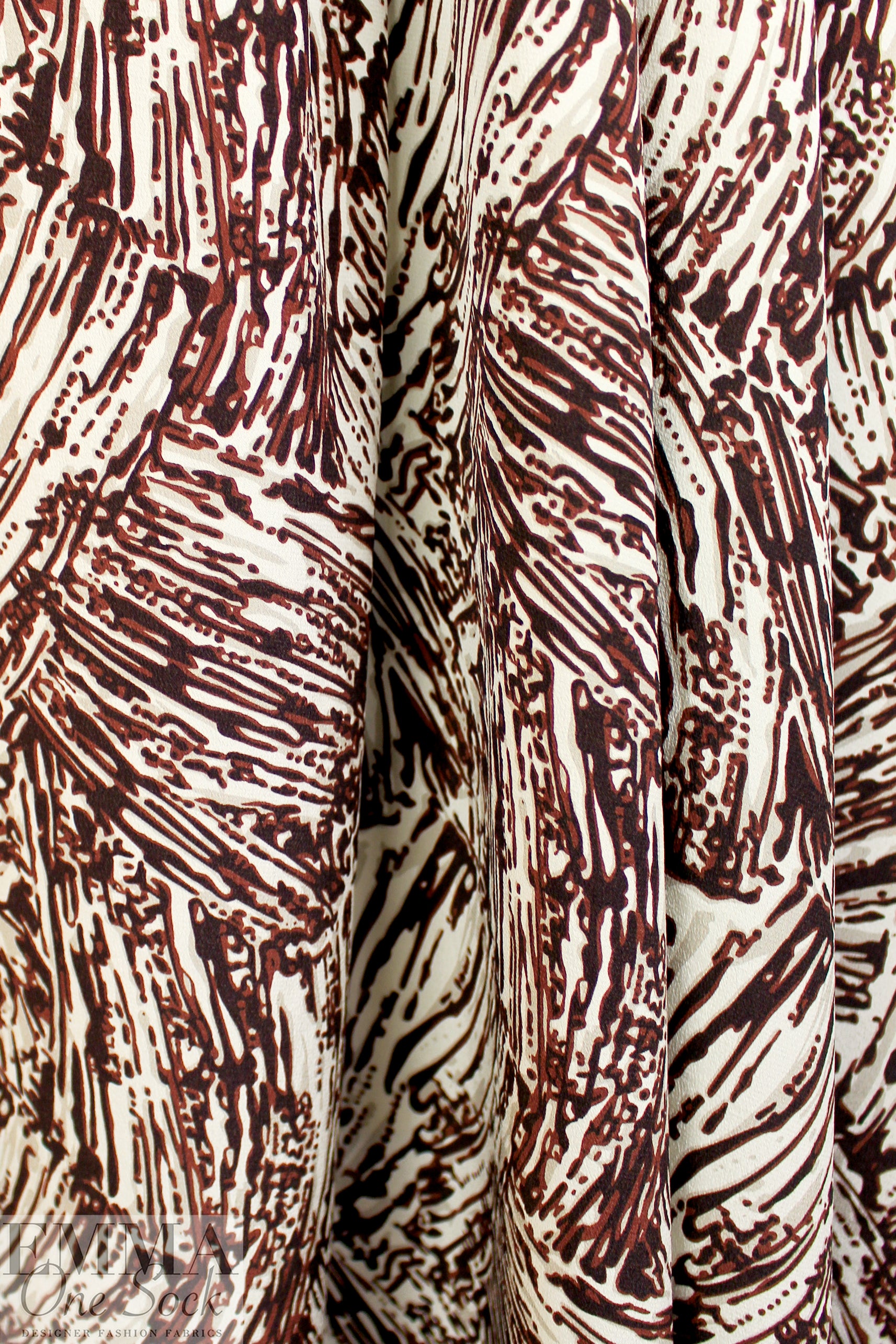 Rache1 Comey 'abstract shadow hatch' silk crepe - earth 1.375 yd
