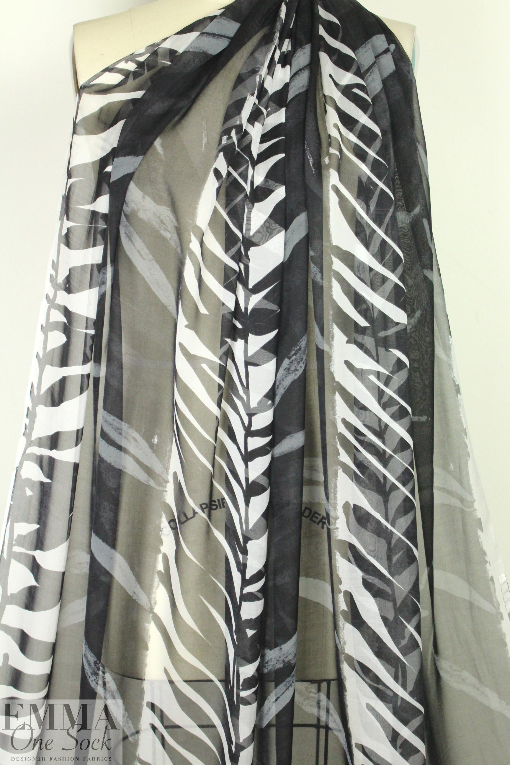 Carmen Marc Va1vo leafy silhouette silk chiffon 2.125 yd