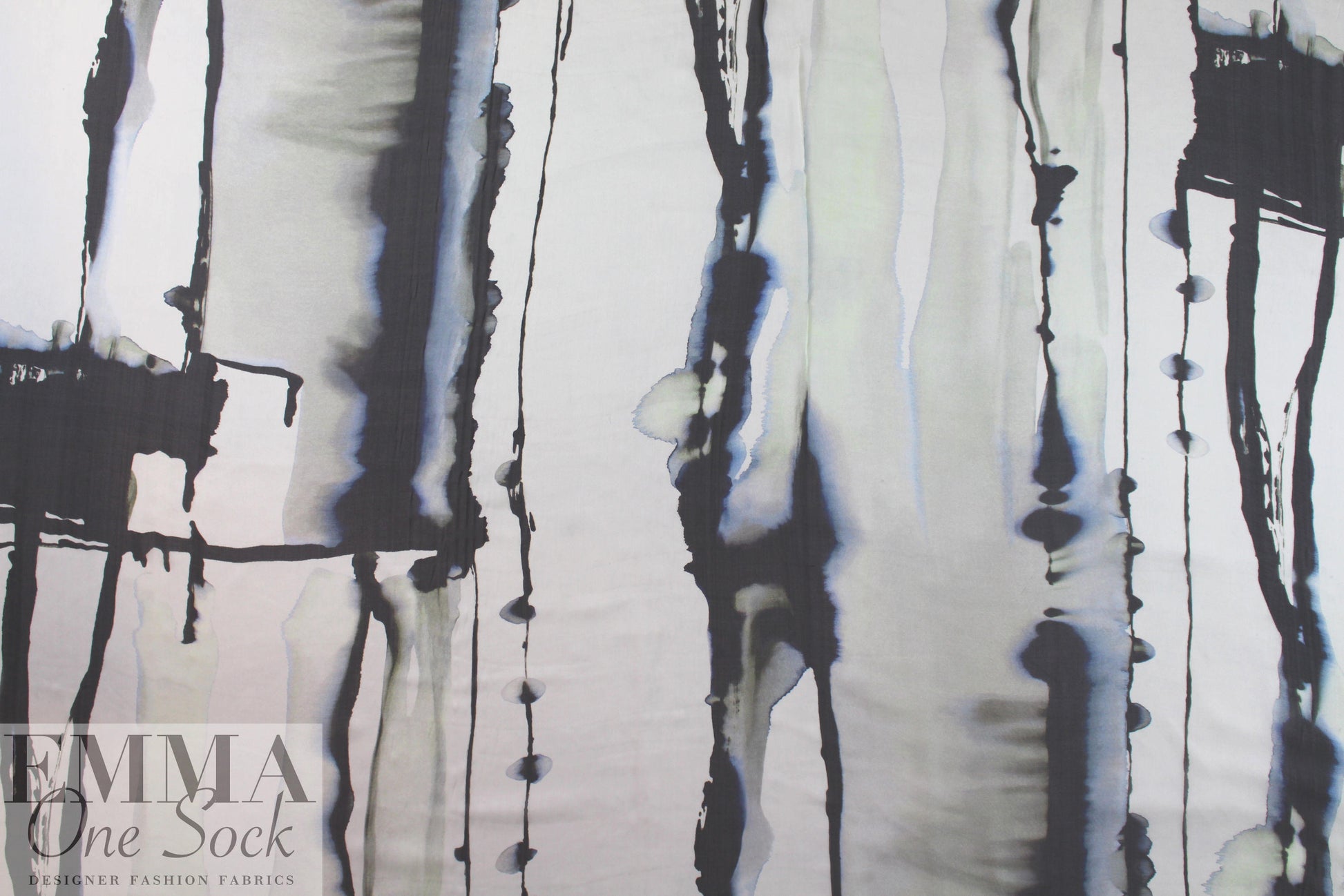 Nico1e Mi11er painterly abstract silk satin chiffon 1.375 yd