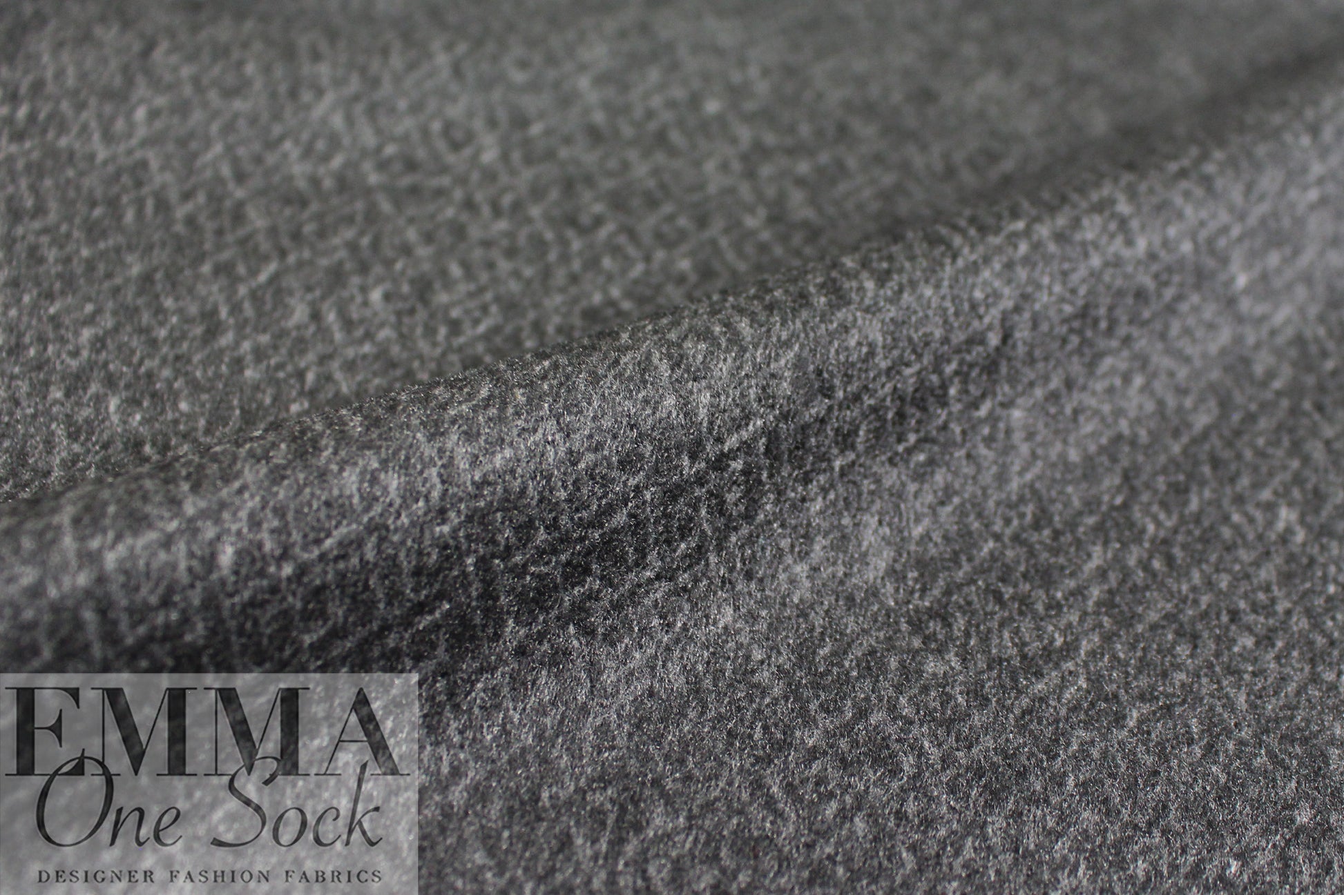 Italian all SILK! brushed graphic suiting - gray/black 1 yard