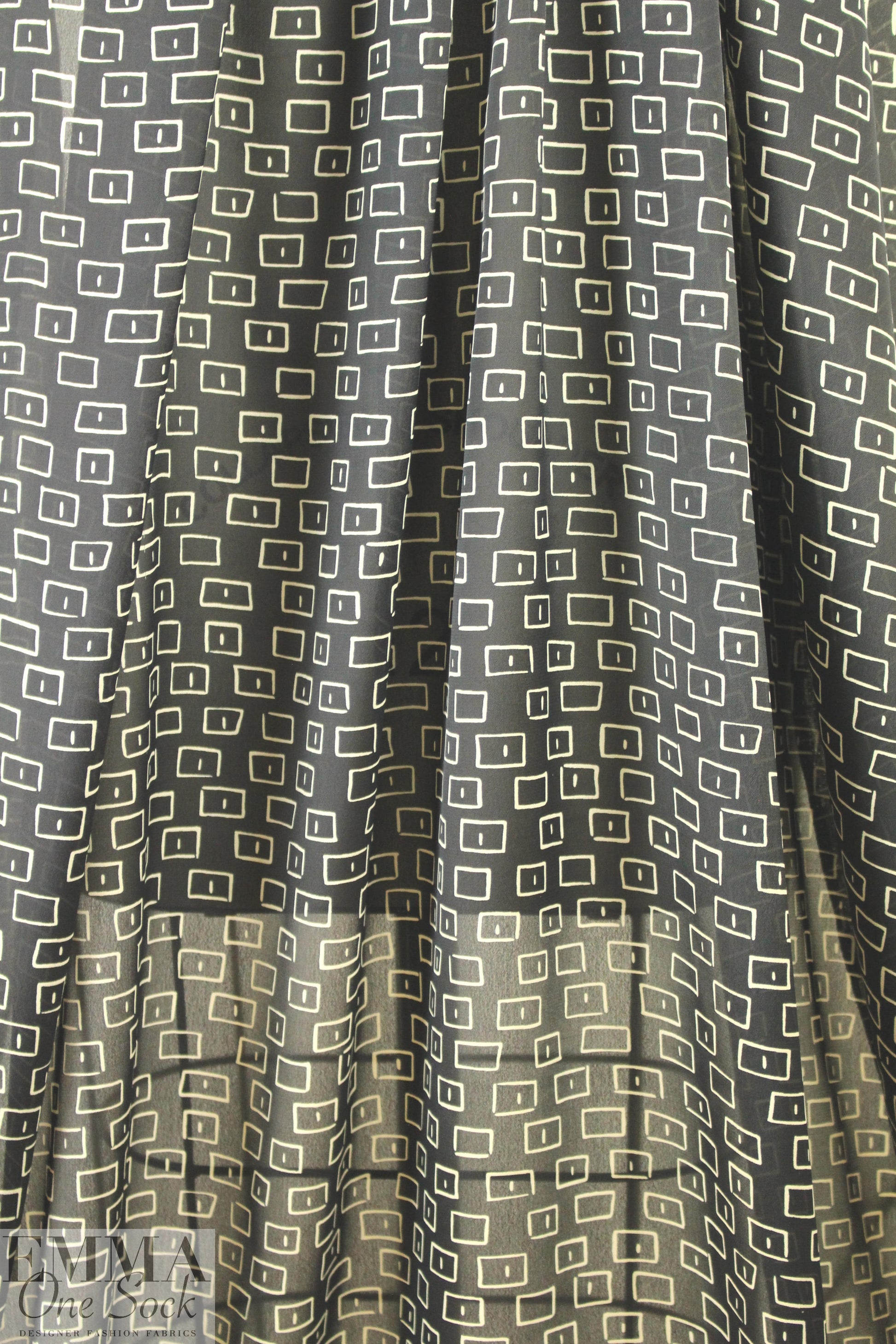 Italian silk/viscose semi-sheer woven - b/w graphic 1.66 yd