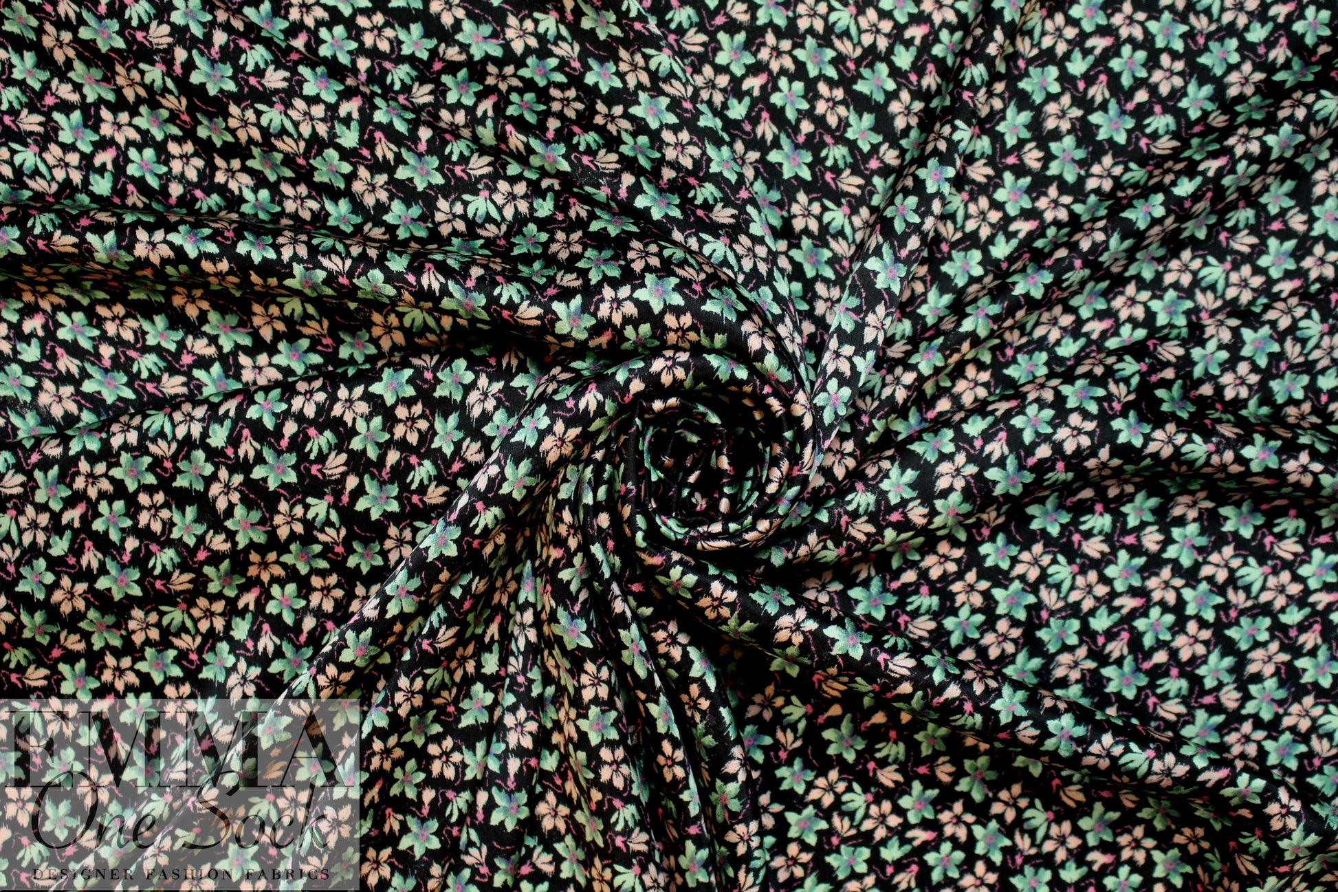 Italian silk crepe de chine - peach/mint little floral