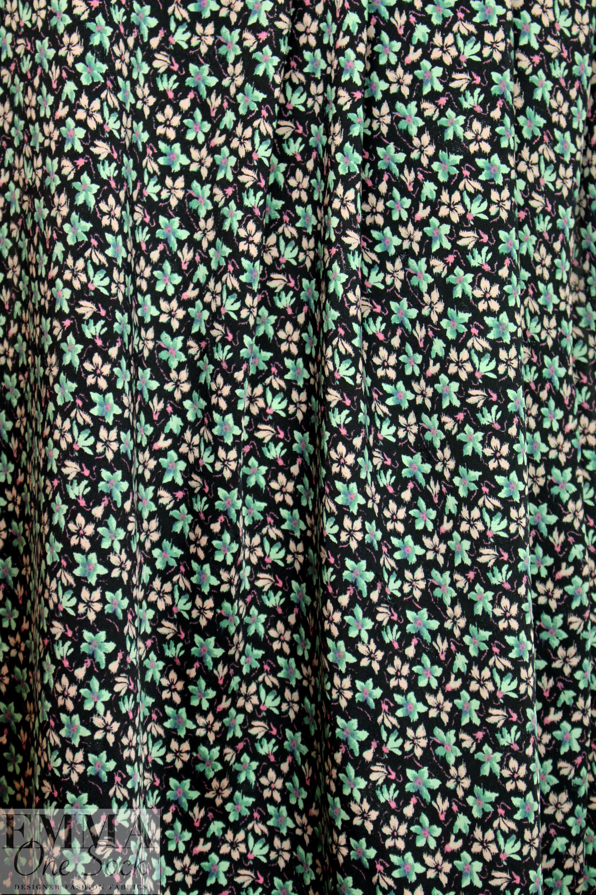Italian silk crepe de chine - peach/mint little floral