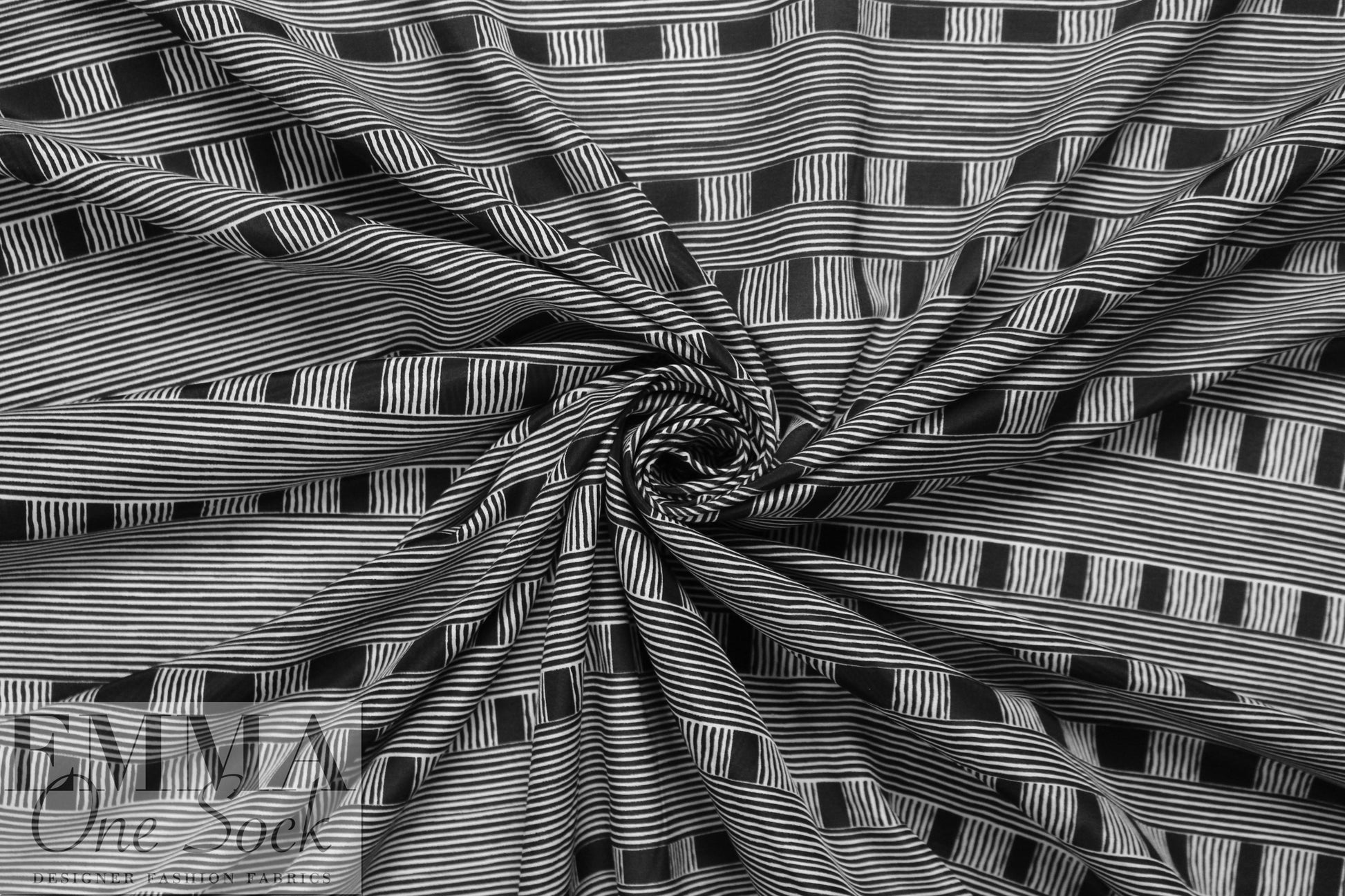NY designer black/white linear graphic silk/cotton voile
