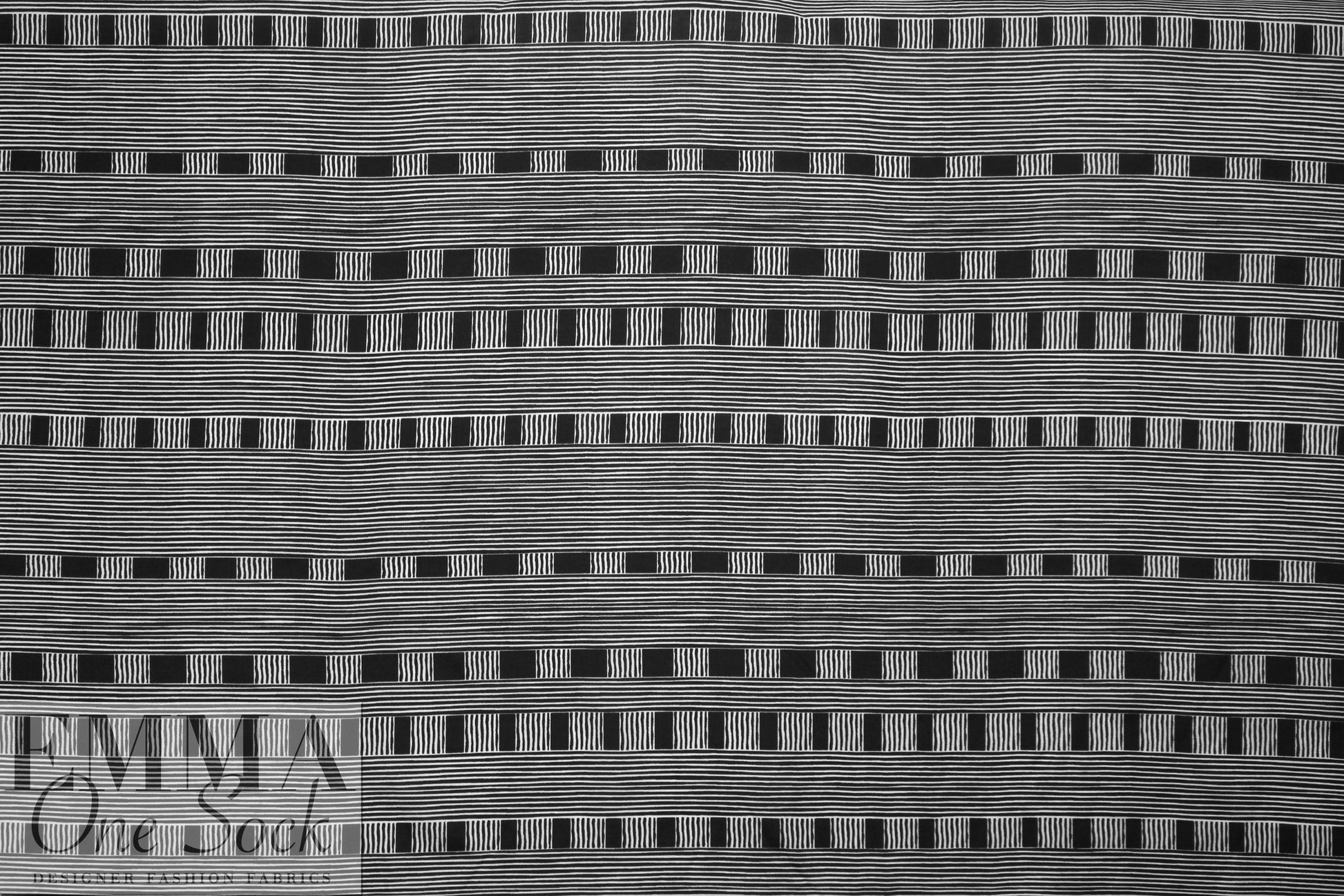 NY designer black/white linear graphic silk/cotton voile