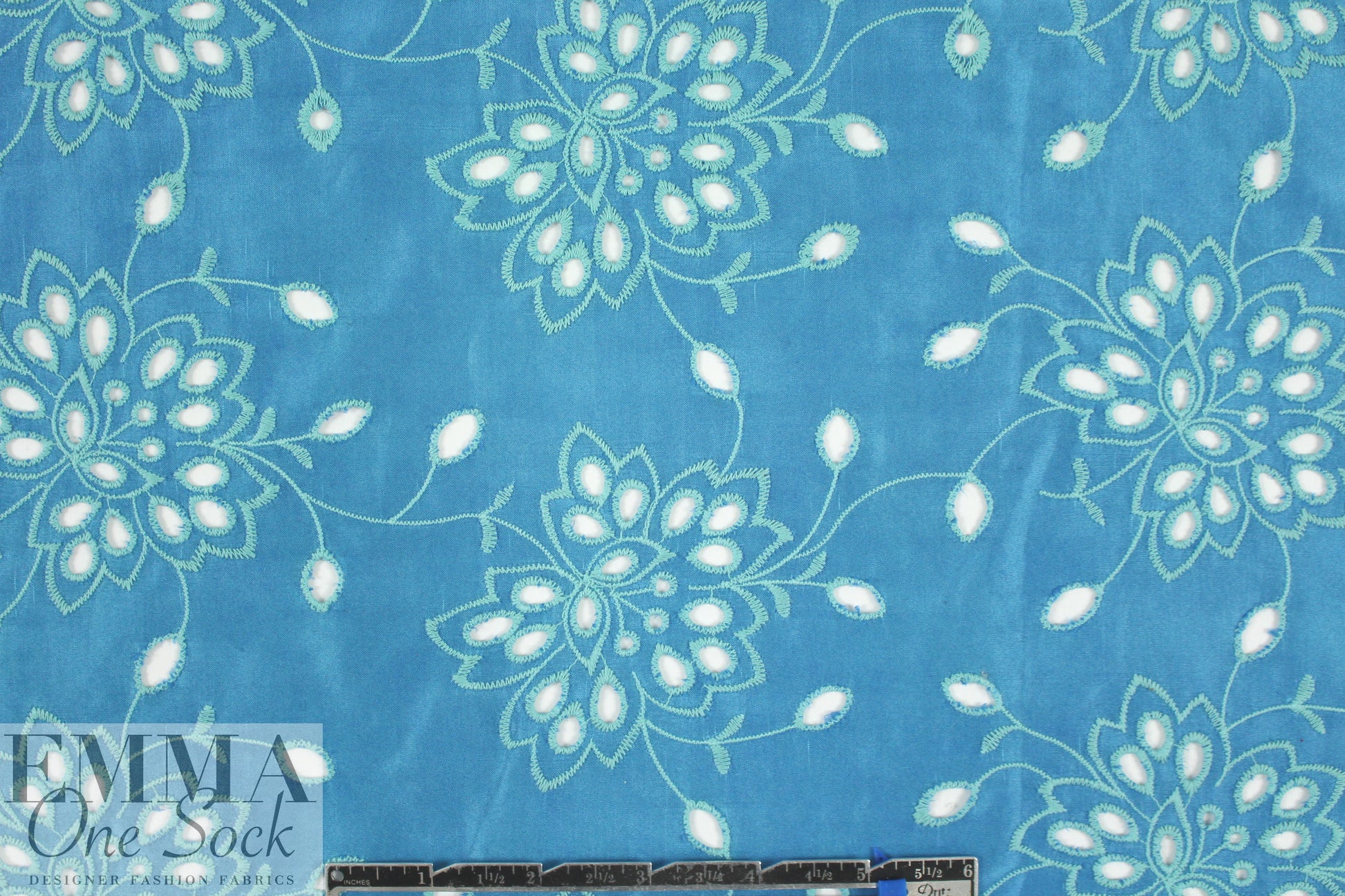 NY designer silk/cotton eyelet voile - sky/mint