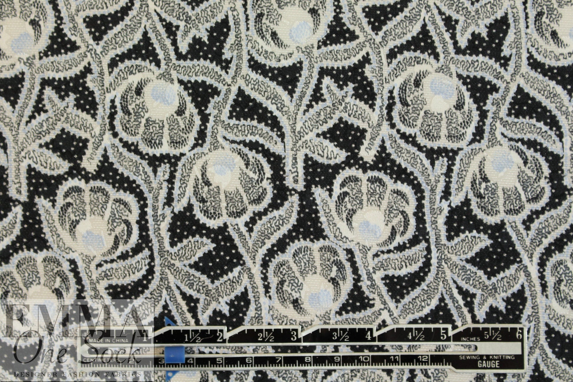 NY designer viscose/silk jacquard - flowery dream