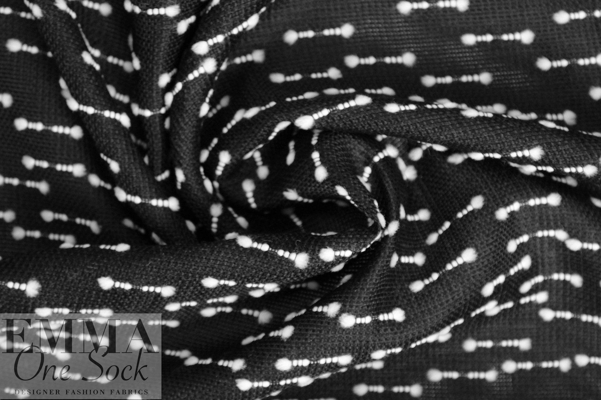 NY designer wool blend mesh, clipped detail - black/white