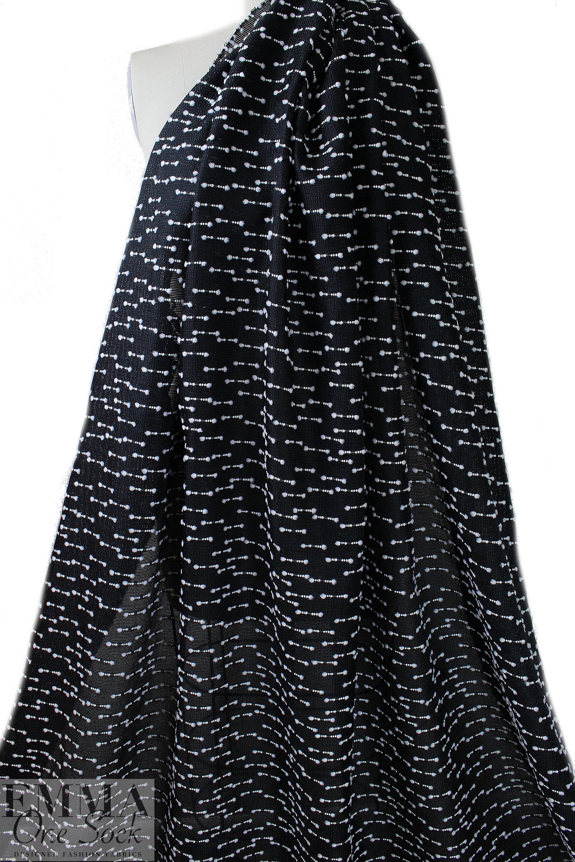 NY designer wool blend mesh, clipped detail - black/white