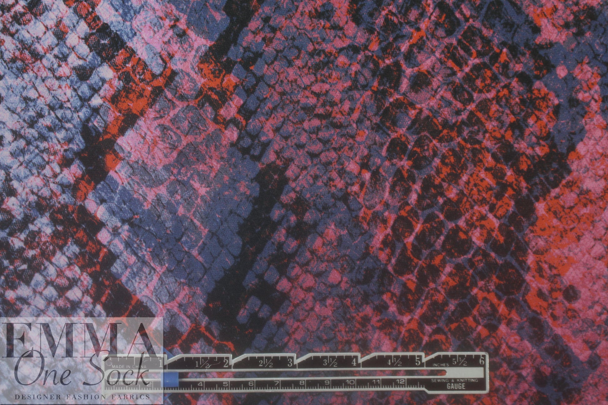 NY designer 'reptile ombre' silk georgette 2.5 yd