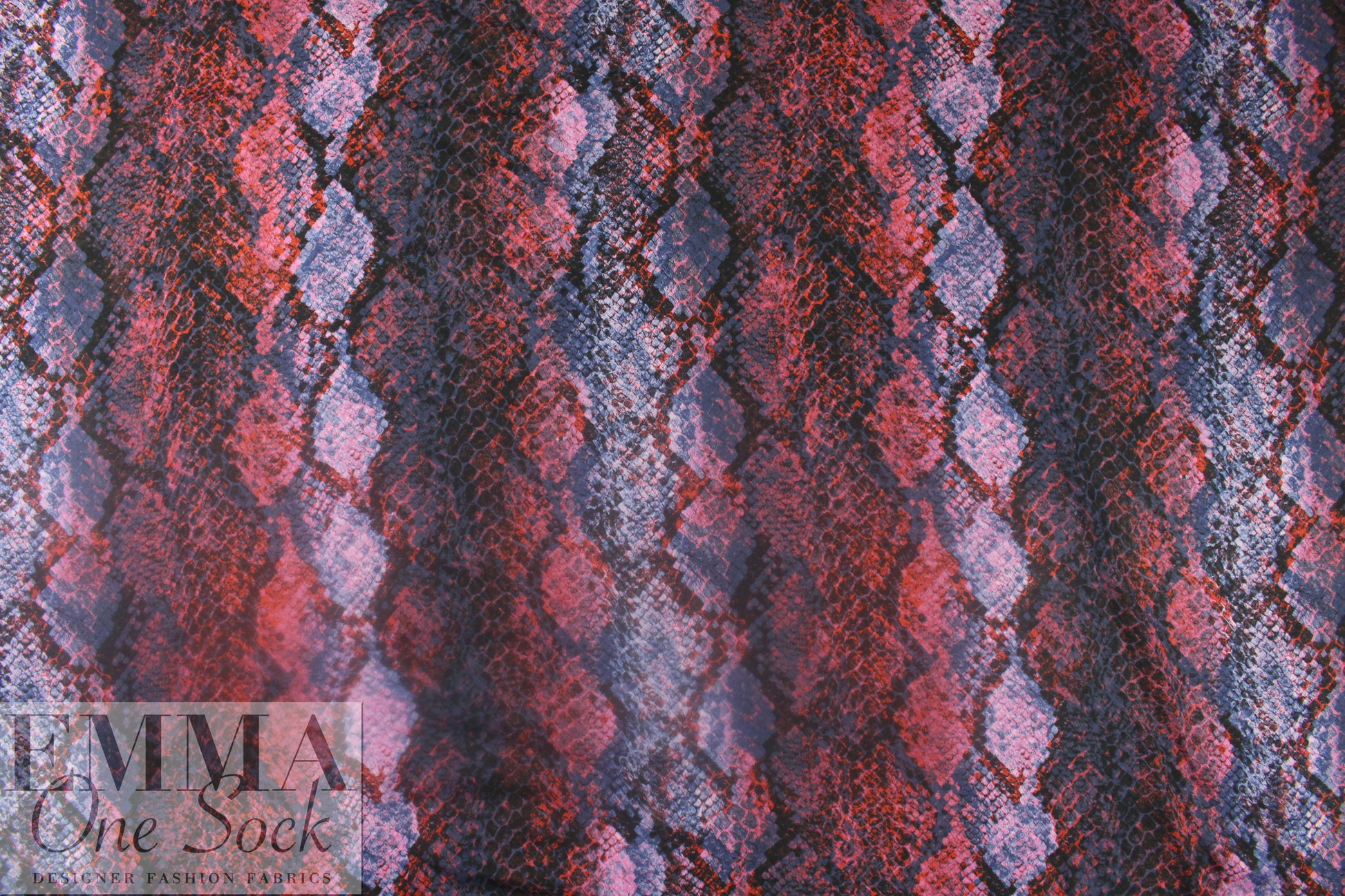 NY designer 'reptile ombre' silk georgette 2 yd