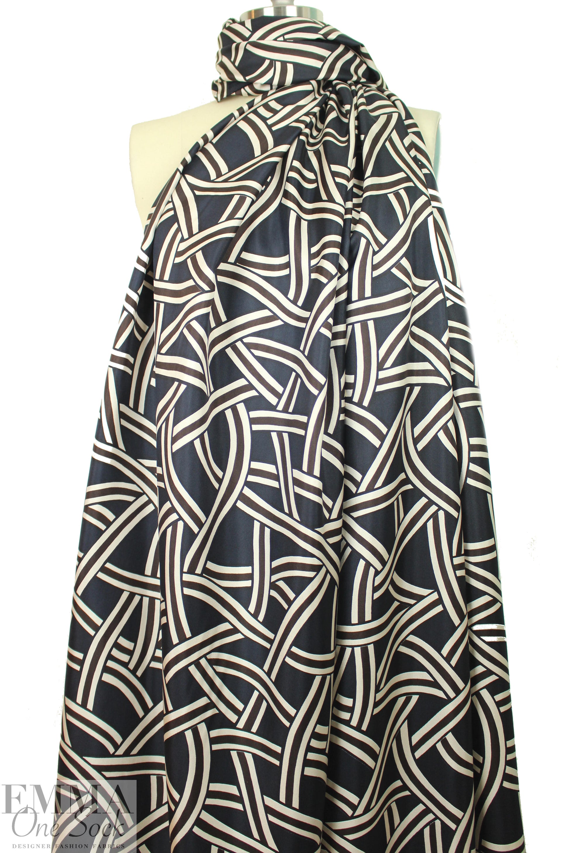 Italian designer silk twill woven - interlocking graphic .875 yds