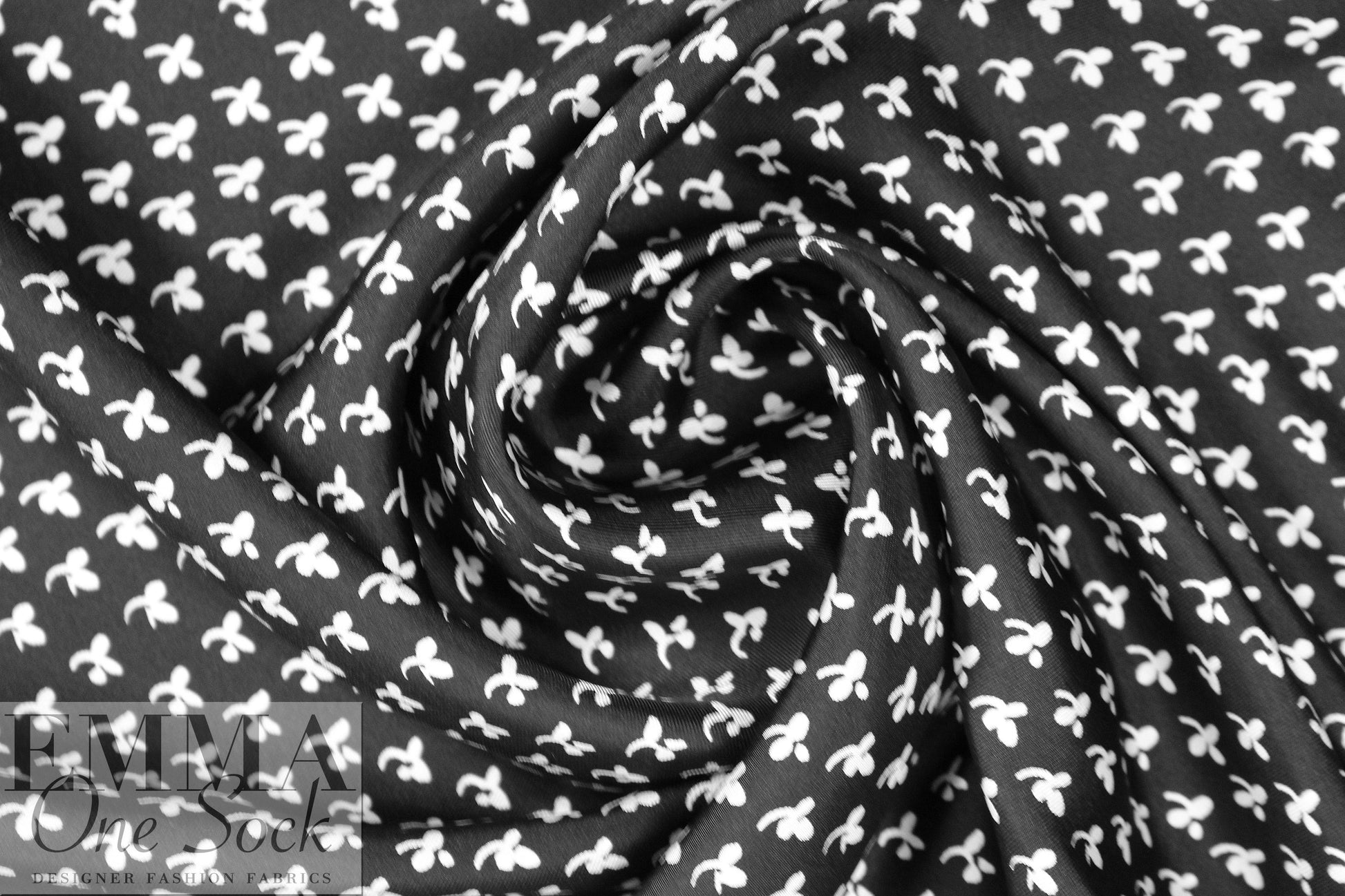 Italian silk twill woven - black/white motif 1.5 yd