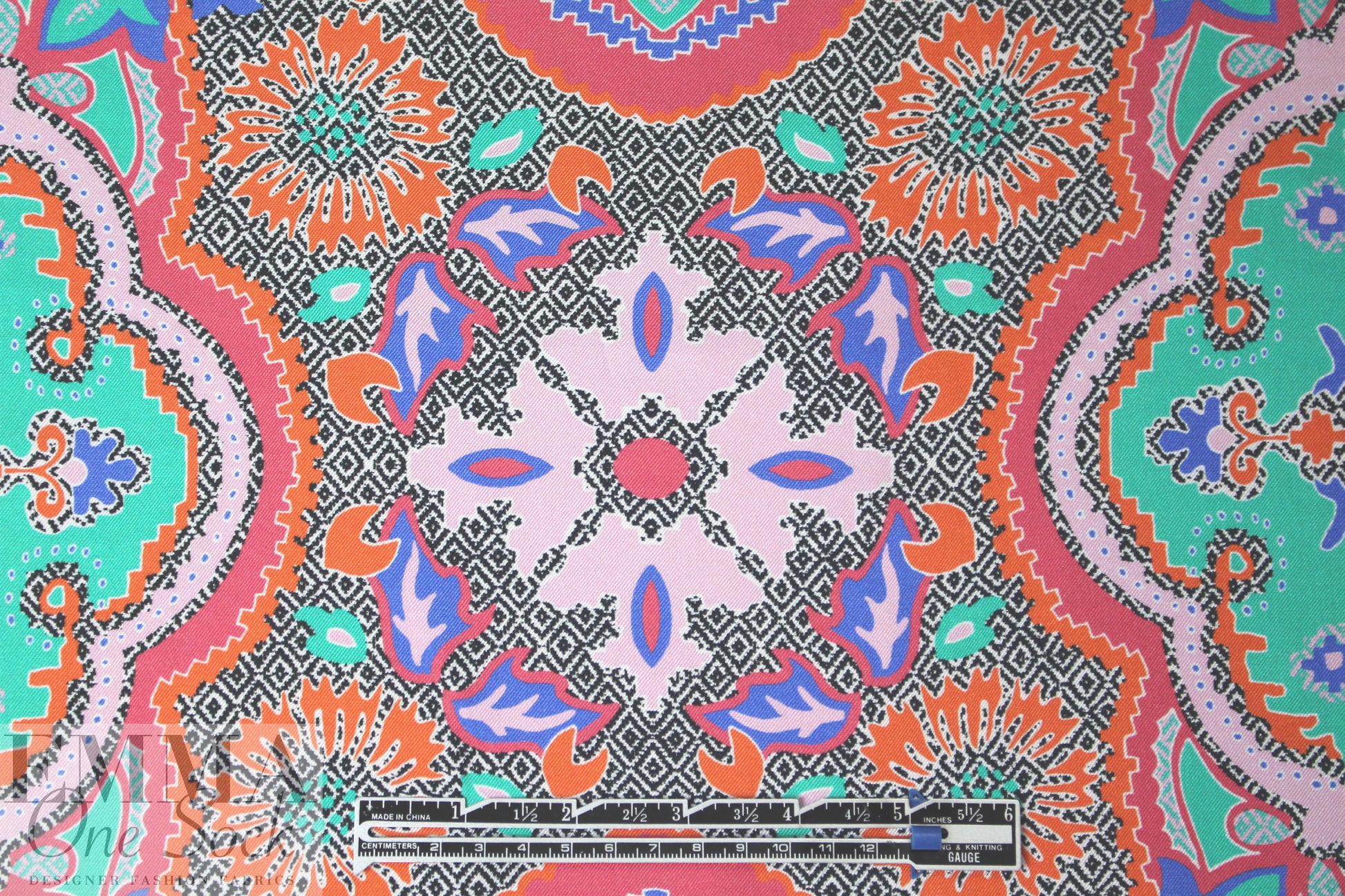 NY designer decorative medallion silk twill
