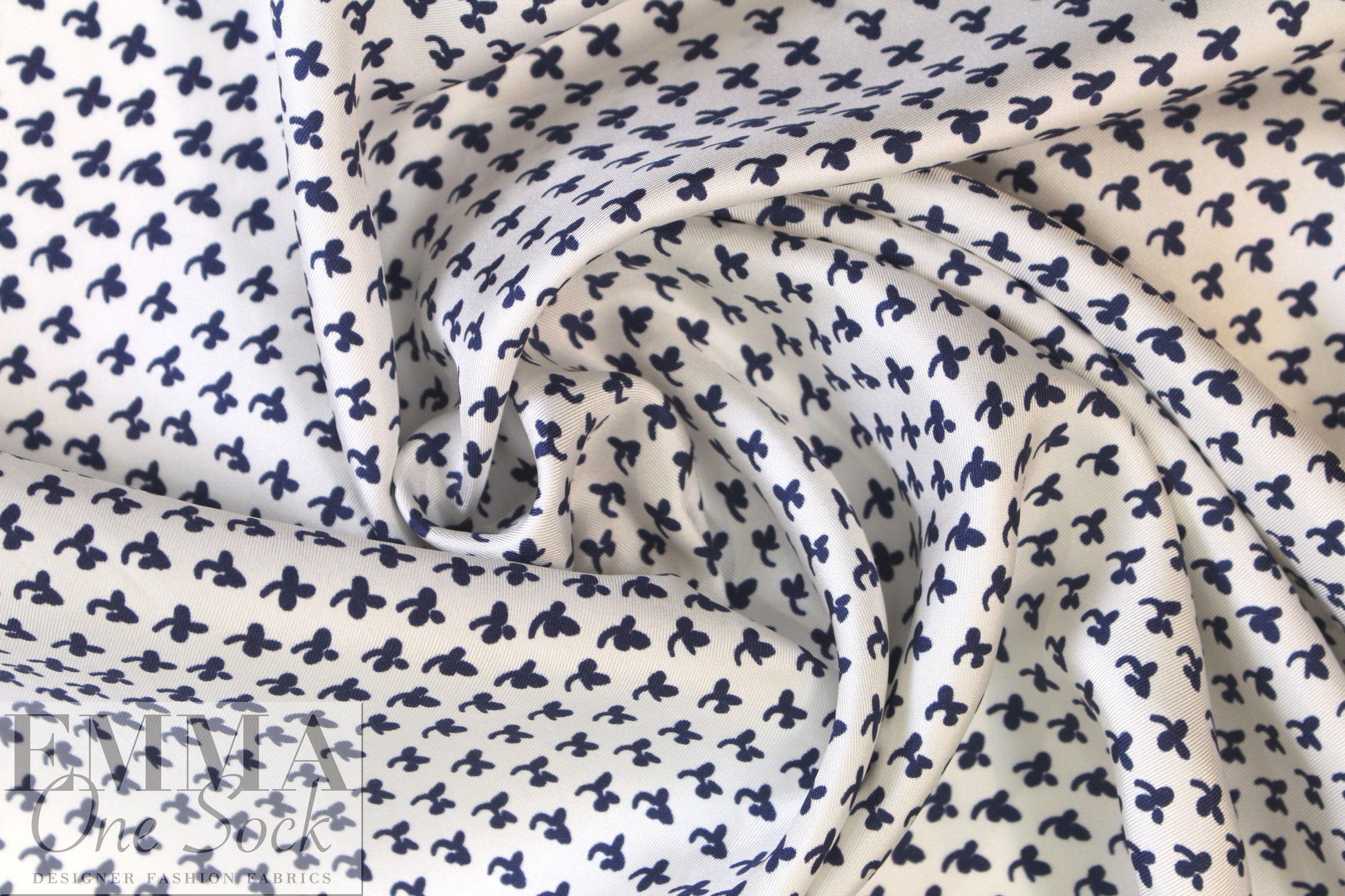 Italian silk twill woven - navy/natural motif